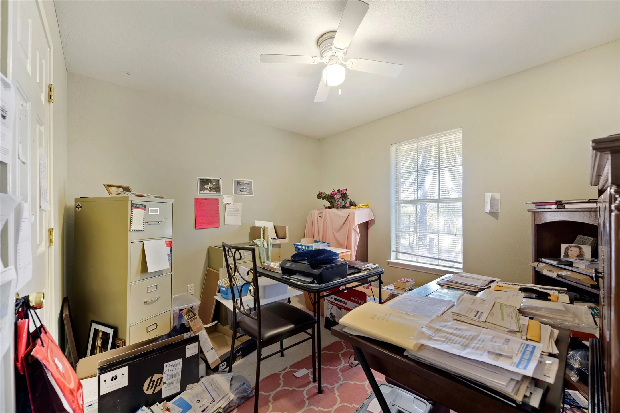 Single Family Residence For Sale in Hood County , 5008 Tahoka Drive, De Cordova, Texas 76049, 3 Bedroom, 2 Bathroom, 2 Garage spaces, 1,921 Sqft, built in 1991, mls#21386219, Real Estate Agent in De Cordova, Homes For Sale in Hood county, Homes For Sale in De Cordova, Realtor in De Cordova Texas, Real Estate Brokerage Independent Realty Texas, Luminita Cordes Realtor