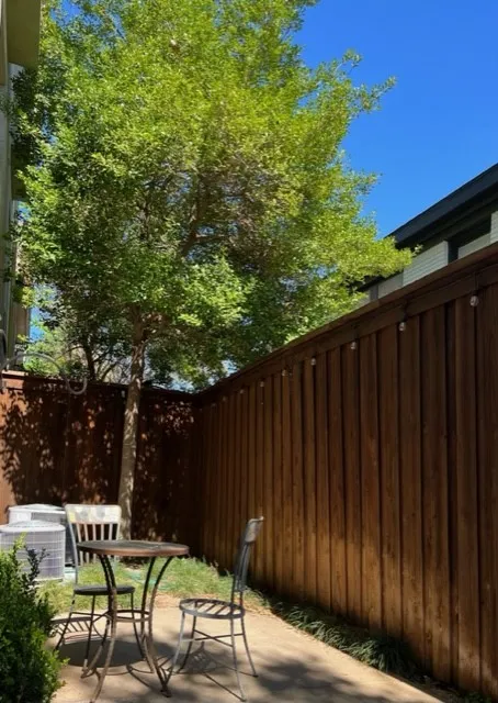 Townhouse For Rent in Dallas County , 4504 Bowser Avenue A, Dallas, Texas 75219, 3 Bedroom, 4 Bathroom, 2 Garage spaces, 1,944 Sqft, built in 1997, mls#21390010, Real Estate Agent in Dallas, Homes For Rent in Dallas county, Homes For Rent in Dallas, Realtor in Dallas Texas, Real Estate Brokerage Independent Realty Texas, Luminita Cordes Realtor