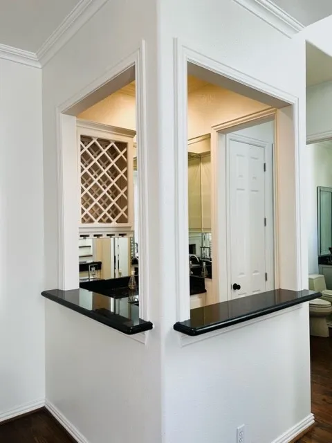 Townhouse For Rent in Dallas County , 4504 Bowser Avenue A, Dallas, Texas 75219, 3 Bedroom, 4 Bathroom, 2 Garage spaces, 1,944 Sqft, built in 1997, mls#21390010, Real Estate Agent in Dallas, Homes For Rent in Dallas county, Homes For Rent in Dallas, Realtor in Dallas Texas, Real Estate Brokerage Independent Realty Texas, Luminita Cordes Realtor