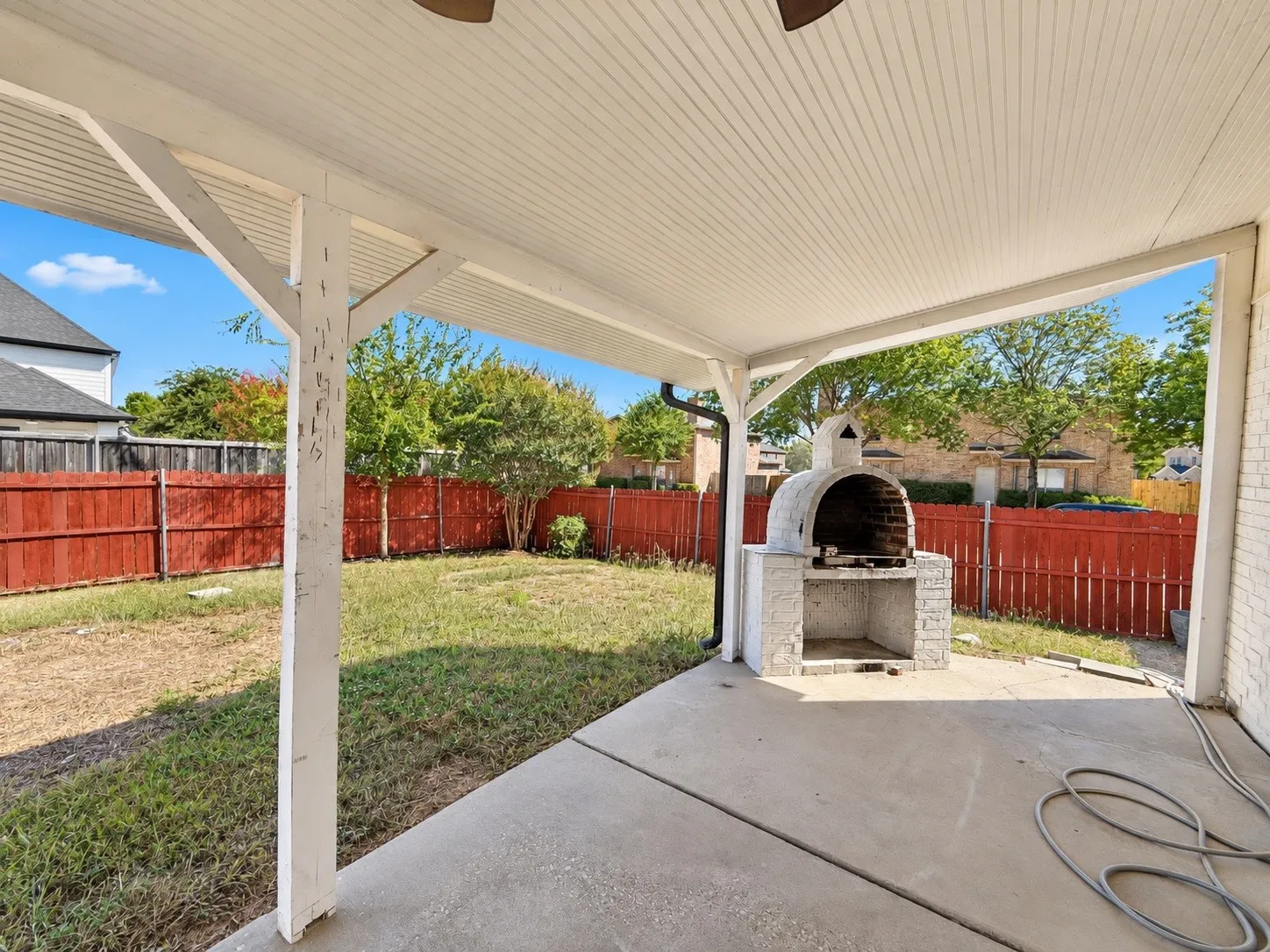 Single Family Residence For Rent in Dallas County , 1330 Kensington Court, Garland, Texas 75040, 4 Bedroom, 3 Bathroom, 2 Garage spaces, 2,185 Sqft, built in 1997, mls#21389702, Real Estate Agent in Garland, Homes For Rent in Dallas county, Homes For Rent in Garland, Realtor in Garland Texas, Real Estate Brokerage Independent Realty Texas, Luminita Cordes Realtor