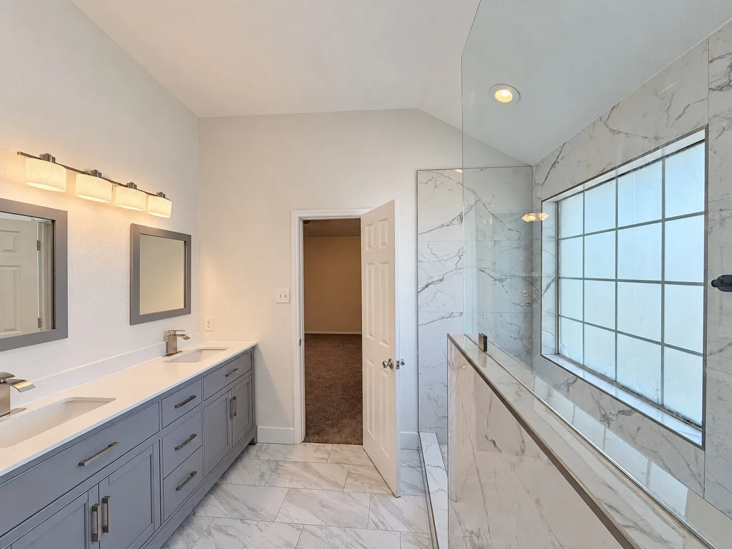Single Family Residence For Rent in Dallas County , 1330 Kensington Court, Garland, Texas 75040, 4 Bedroom, 3 Bathroom, 2 Garage spaces, 2,185 Sqft, built in 1997, mls#21389702, Real Estate Agent in Garland, Homes For Rent in Dallas county, Homes For Rent in Garland, Realtor in Garland Texas, Real Estate Brokerage Independent Realty Texas, Luminita Cordes Realtor