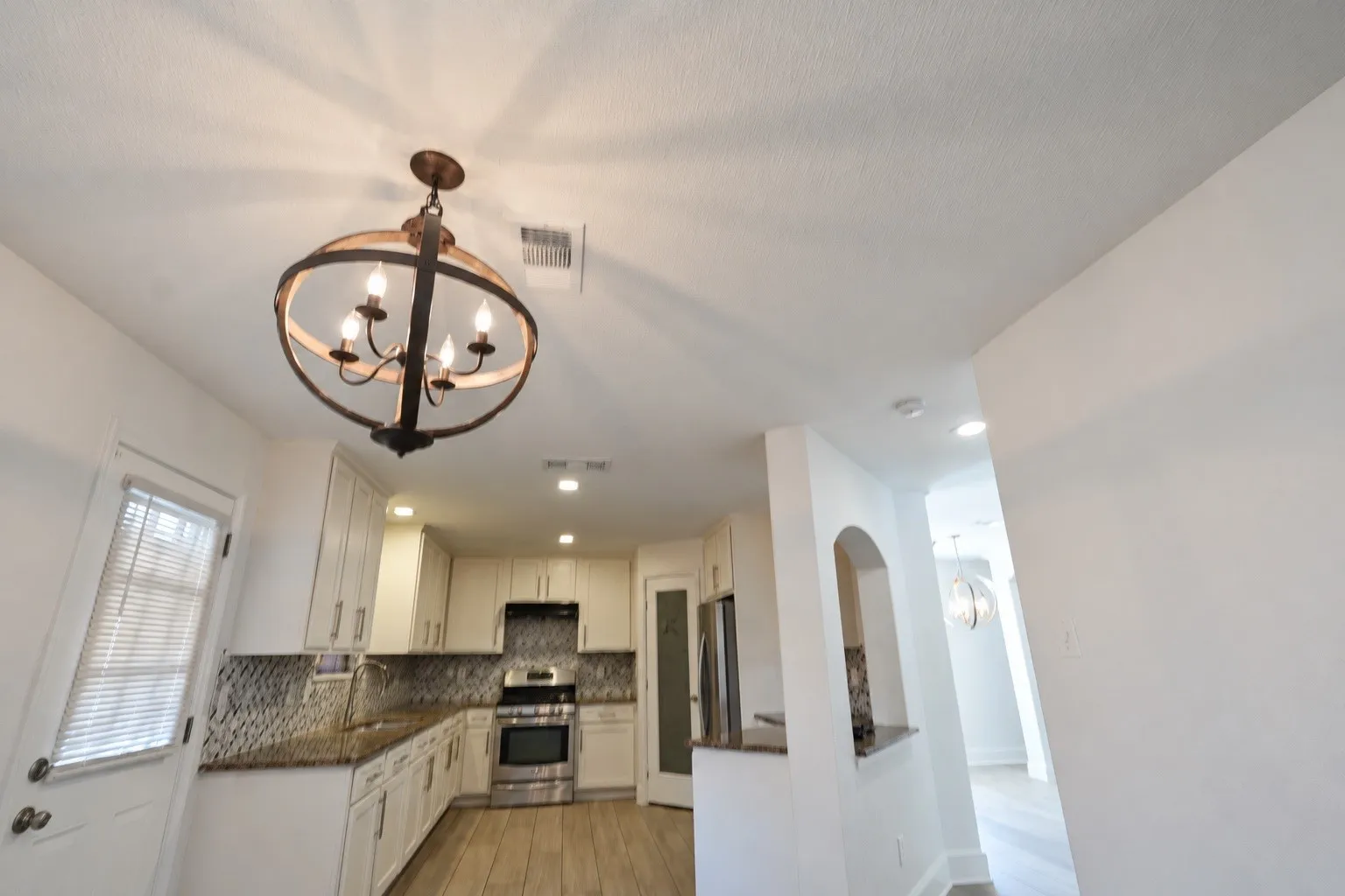Single Family Residence For Rent in Dallas County , 1330 Kensington Court, Garland, Texas 75040, 4 Bedroom, 3 Bathroom, 2 Garage spaces, 2,185 Sqft, built in 1997, mls#21389702, Real Estate Agent in Garland, Homes For Rent in Dallas county, Homes For Rent in Garland, Realtor in Garland Texas, Real Estate Brokerage Independent Realty Texas, Luminita Cordes Realtor