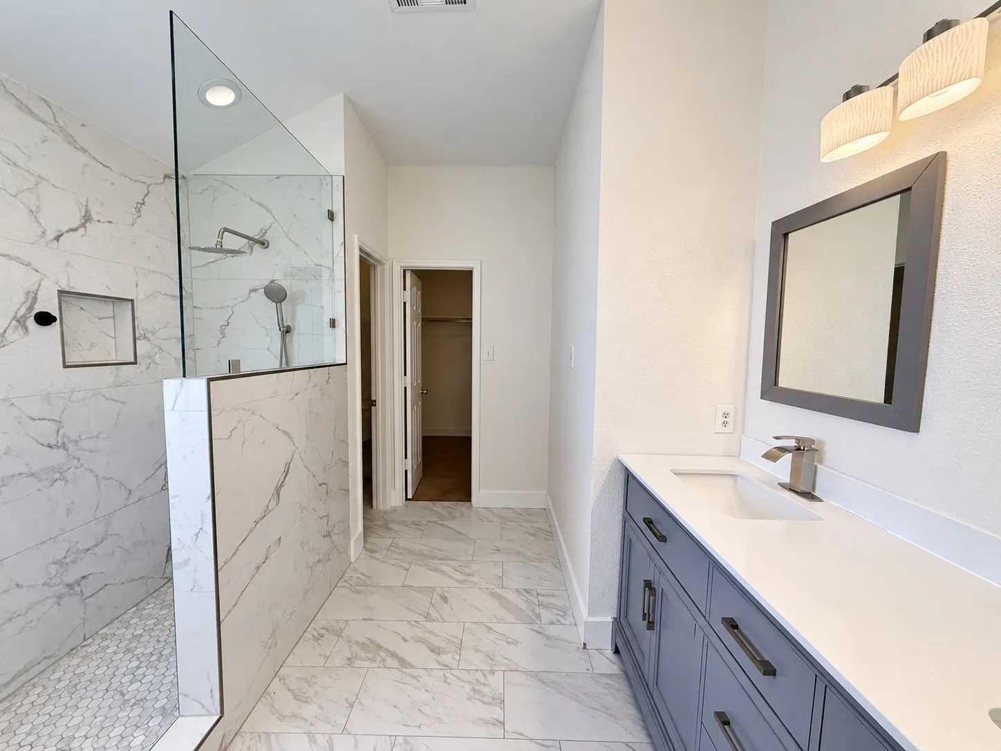 Single Family Residence For Rent in Dallas County , 1330 Kensington Court, Garland, Texas 75040, 4 Bedroom, 3 Bathroom, 2 Garage spaces, 2,185 Sqft, built in 1997, mls#21389702, Real Estate Agent in Garland, Homes For Rent in Dallas county, Homes For Rent in Garland, Realtor in Garland Texas, Real Estate Brokerage Independent Realty Texas, Luminita Cordes Realtor