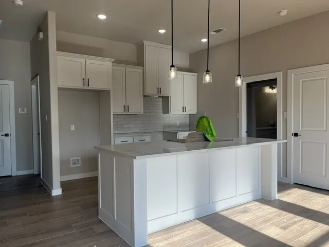 Single Family Residence For Sale in Grayson County , 493 W Jefferson Street, Van Alstyne, Texas 75495, 3 Bedroom, 2 Bathroom, 2 Garage spaces, 1,786 Sqft, built in 2026, mls#21390015, Real Estate Agent in Van Alstyne, Homes For Sale in Grayson county, Homes For Sale in Van Alstyne, Realtor in Van Alstyne Texas, Real Estate Brokerage Independent Realty Texas, Luminita Cordes Realtor