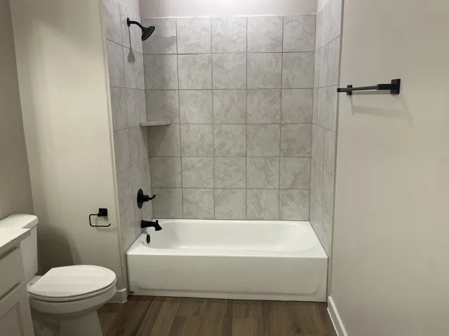 Single Family Residence For Sale in Grayson County , 493 W Jefferson Street, Van Alstyne, Texas 75495, 3 Bedroom, 2 Bathroom, 2 Garage spaces, 1,786 Sqft, built in 2026, mls#21390015, Real Estate Agent in Van Alstyne, Homes For Sale in Grayson county, Homes For Sale in Van Alstyne, Realtor in Van Alstyne Texas, Real Estate Brokerage Independent Realty Texas, Luminita Cordes Realtor