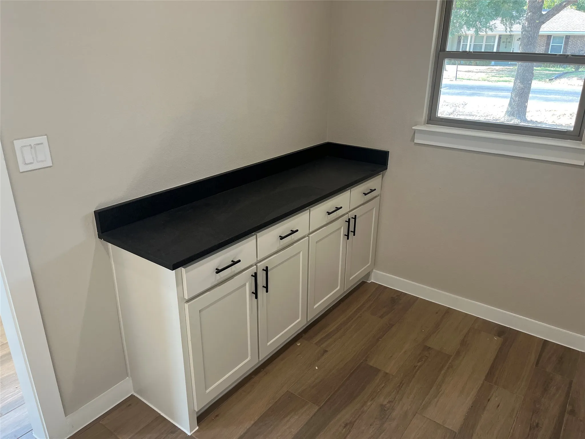 Single Family Residence For Sale in Grayson County , 493 W Jefferson Street, Van Alstyne, Texas 75495, 3 Bedroom, 2 Bathroom, 2 Garage spaces, 1,786 Sqft, built in 2026, mls#21390015, Real Estate Agent in Van Alstyne, Homes For Sale in Grayson county, Homes For Sale in Van Alstyne, Realtor in Van Alstyne Texas, Real Estate Brokerage Independent Realty Texas, Luminita Cordes Realtor
