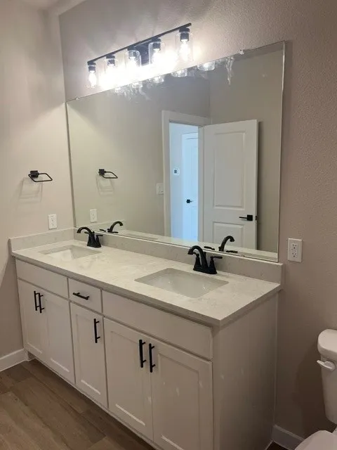 Single Family Residence For Sale in Grayson County , 493 W Jefferson Street, Van Alstyne, Texas 75495, 3 Bedroom, 2 Bathroom, 2 Garage spaces, 1,786 Sqft, built in 2026, mls#21390015, Real Estate Agent in Van Alstyne, Homes For Sale in Grayson county, Homes For Sale in Van Alstyne, Realtor in Van Alstyne Texas, Real Estate Brokerage Independent Realty Texas, Luminita Cordes Realtor