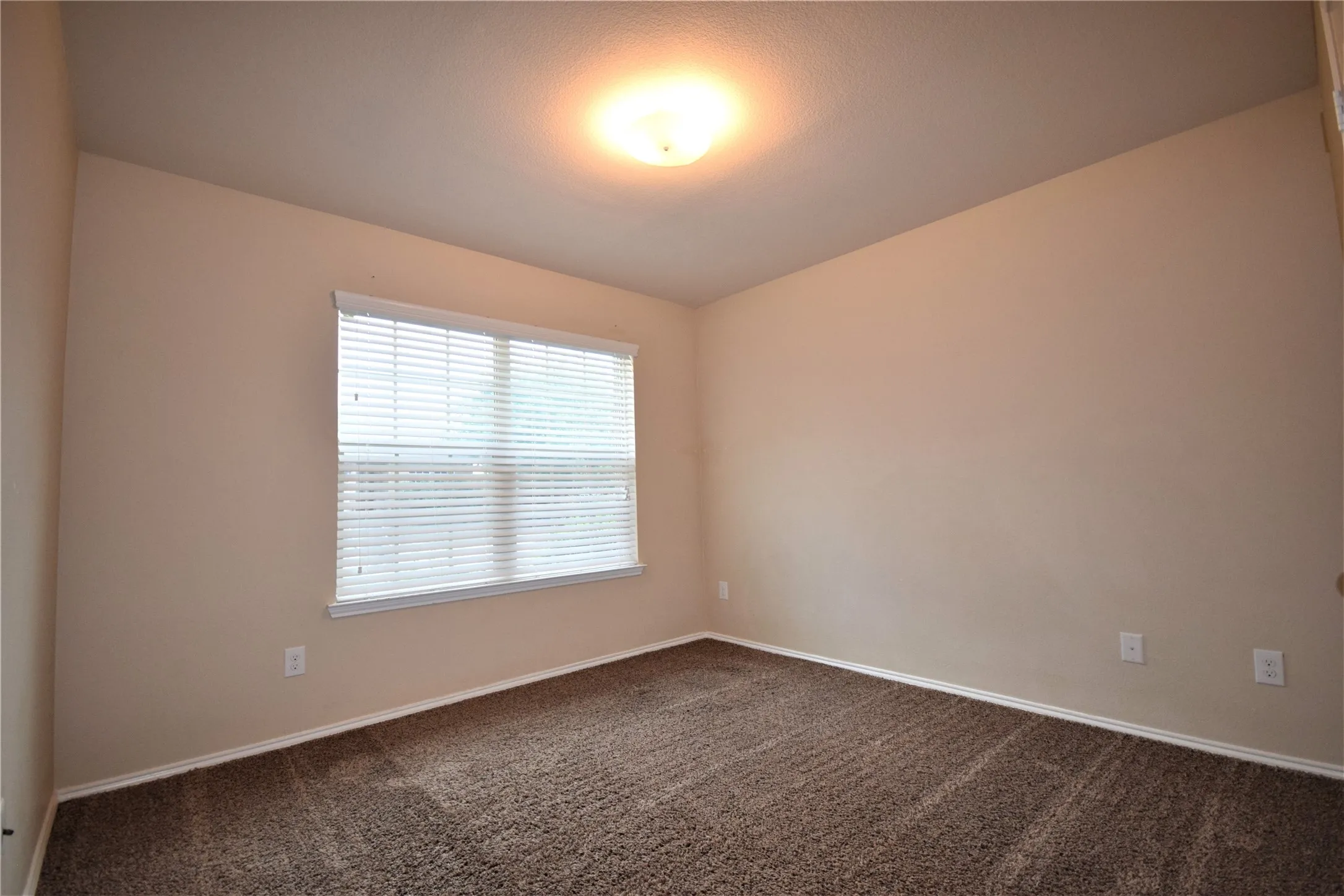 Single Family Residence For Rent in Denton County , 9005 Sundance Trail, Cross Roads, Texas 76227, 3 Bedroom, 2 Bathroom, 2 Garage spaces, 1,378 Sqft, built in 2011, mls#21390020, Real Estate Agent in Cross Roads, Homes For Rent in Denton county, Homes For Rent in Cross Roads, Realtor in Cross Roads Texas, Real Estate Brokerage Independent Realty Texas, Luminita Cordes Realtor
