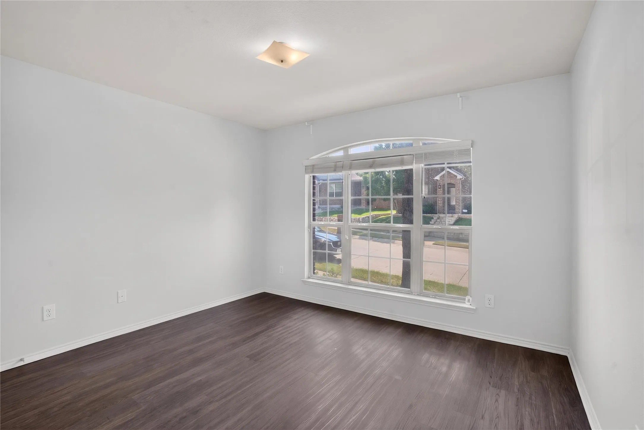 Single Family Residence For Rent in Denton County , 9005 Sundance Trail, Cross Roads, Texas 76227, 3 Bedroom, 2 Bathroom, 2 Garage spaces, 1,378 Sqft, built in 2011, mls#21390020, Real Estate Agent in Cross Roads, Homes For Rent in Denton county, Homes For Rent in Cross Roads, Realtor in Cross Roads Texas, Real Estate Brokerage Independent Realty Texas, Luminita Cordes Realtor
