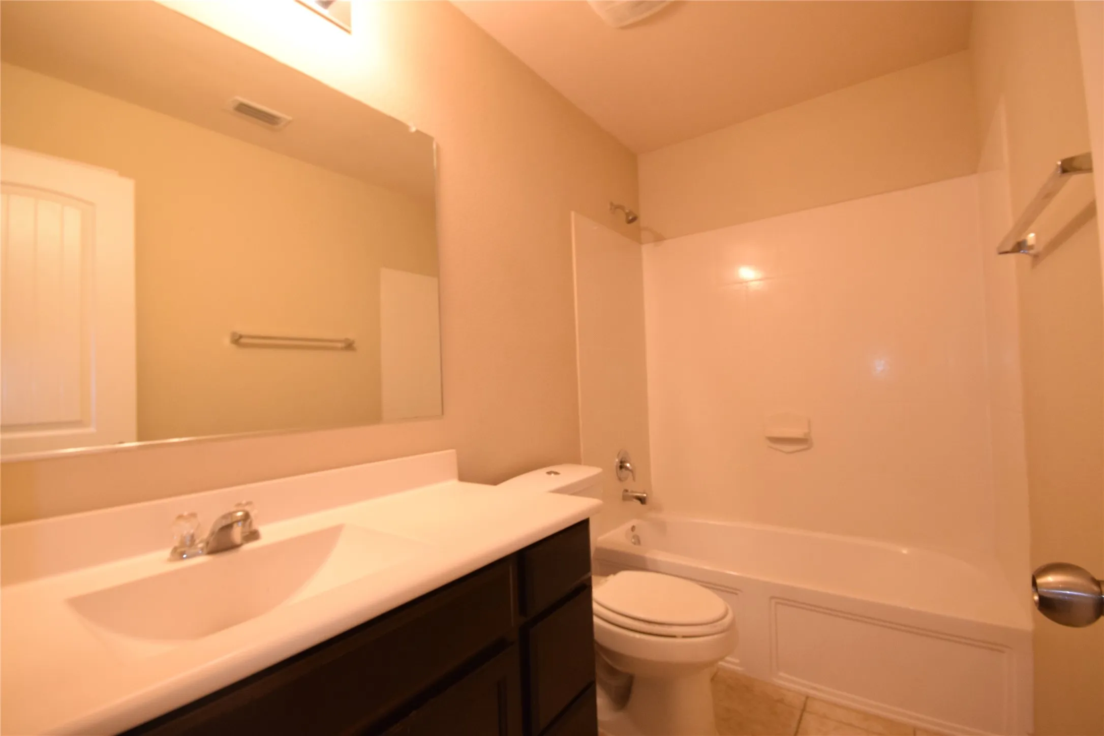 Single Family Residence For Rent in Denton County , 9005 Sundance Trail, Cross Roads, Texas 76227, 3 Bedroom, 2 Bathroom, 2 Garage spaces, 1,378 Sqft, built in 2011, mls#21390020, Real Estate Agent in Cross Roads, Homes For Rent in Denton county, Homes For Rent in Cross Roads, Realtor in Cross Roads Texas, Real Estate Brokerage Independent Realty Texas, Luminita Cordes Realtor