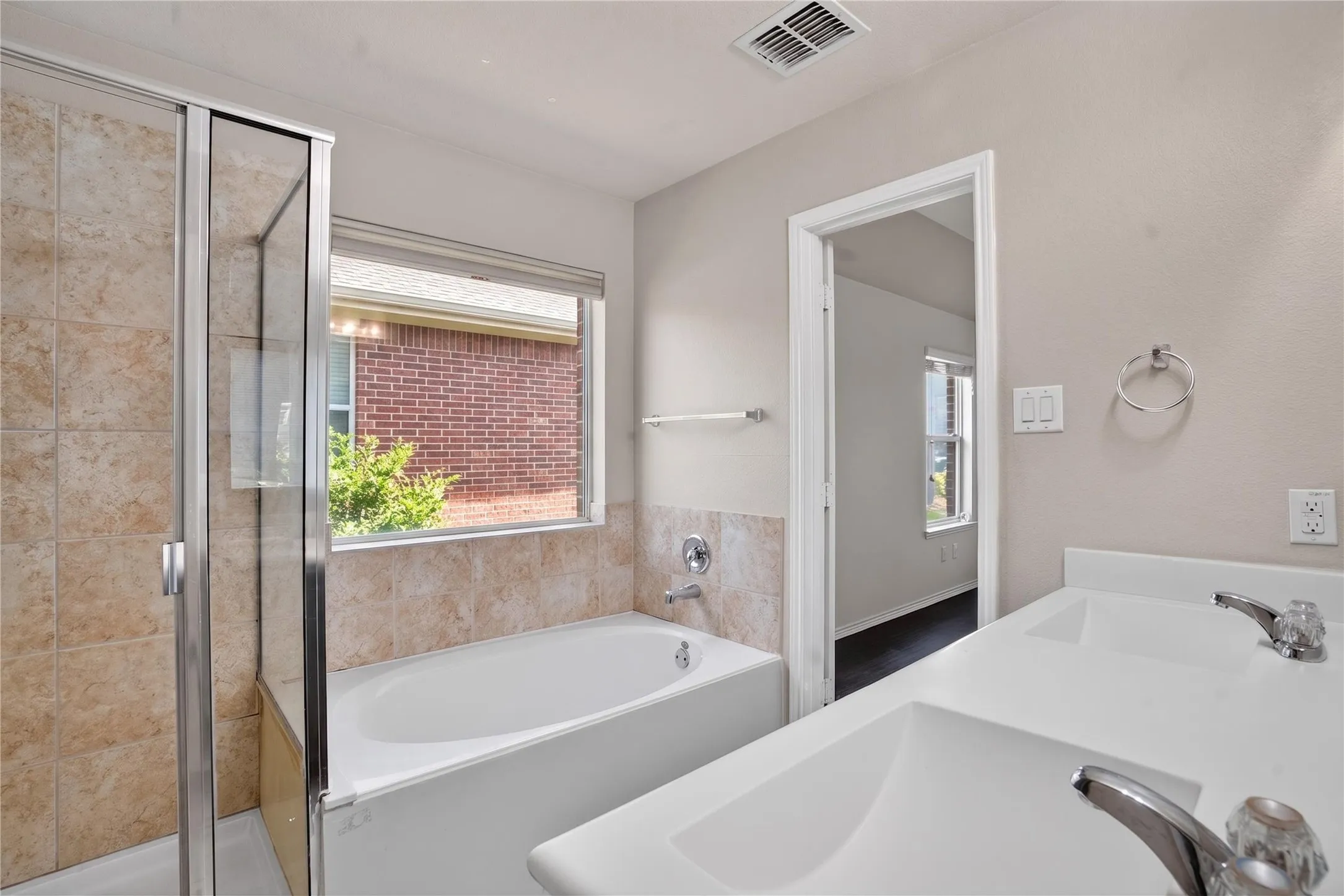 Single Family Residence For Rent in Denton County , 9005 Sundance Trail, Cross Roads, Texas 76227, 3 Bedroom, 2 Bathroom, 2 Garage spaces, 1,378 Sqft, built in 2011, mls#21390020, Real Estate Agent in Cross Roads, Homes For Rent in Denton county, Homes For Rent in Cross Roads, Realtor in Cross Roads Texas, Real Estate Brokerage Independent Realty Texas, Luminita Cordes Realtor