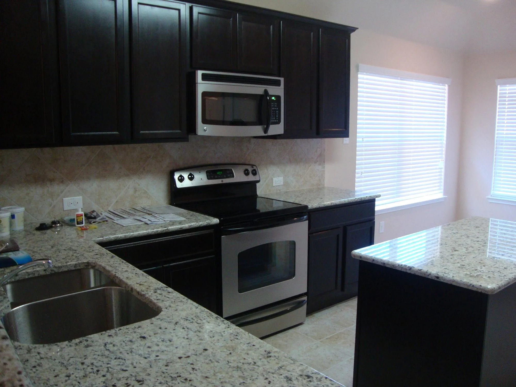 Single Family Residence For Rent in Denton County , 9005 Sundance Trail, Cross Roads, Texas 76227, 3 Bedroom, 2 Bathroom, 2 Garage spaces, 1,378 Sqft, built in 2011, mls#21390020, Real Estate Agent in Cross Roads, Homes For Rent in Denton county, Homes For Rent in Cross Roads, Realtor in Cross Roads Texas, Real Estate Brokerage Independent Realty Texas, Luminita Cordes Realtor
