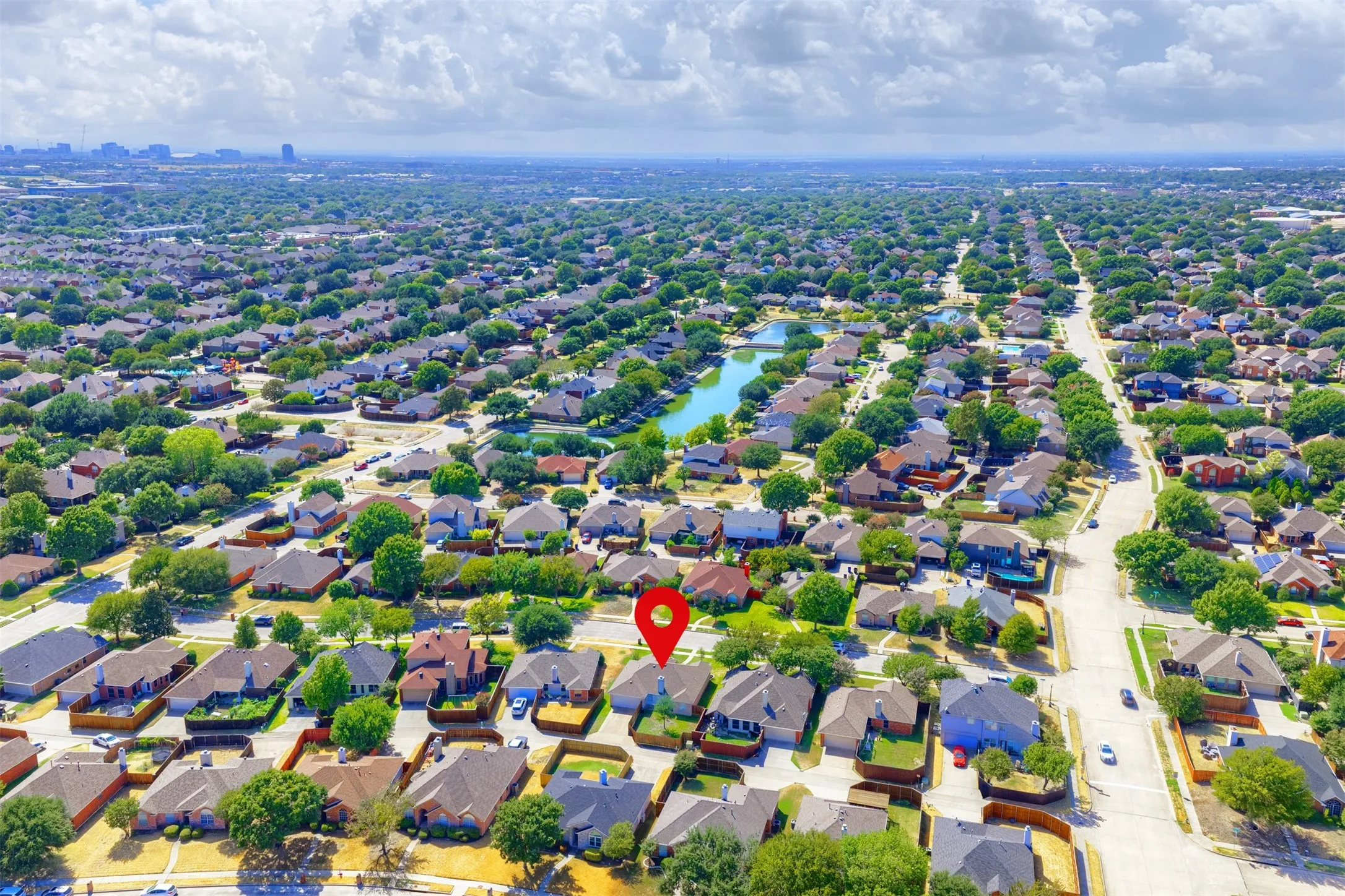 Enjoy access to the Preston Lakes community pool and neighborhood amenities.