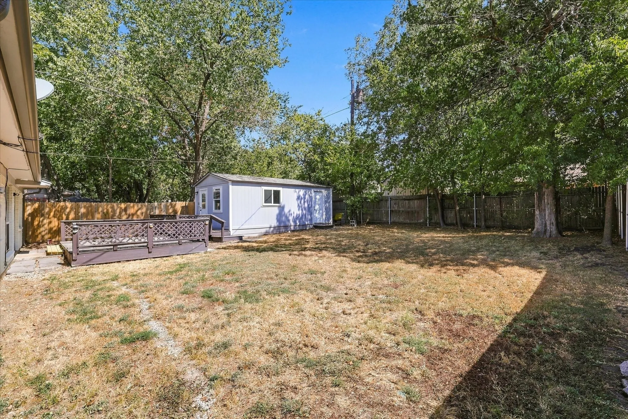 HUGE YARD (which should green back up when we're not in an unusual *record* heat wave and drought!)