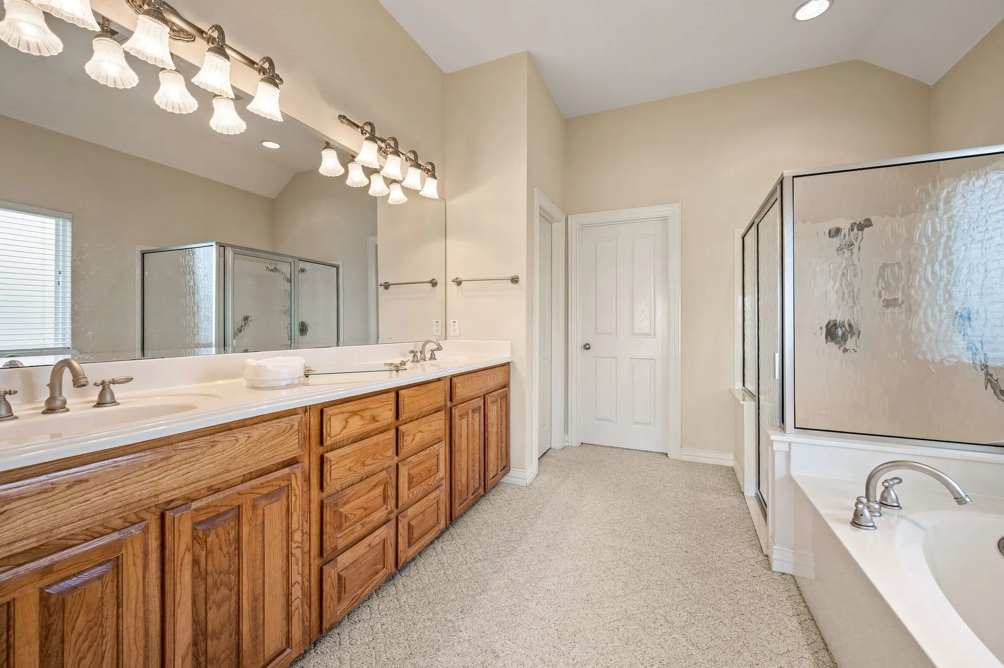 Spacious Primary bathroom