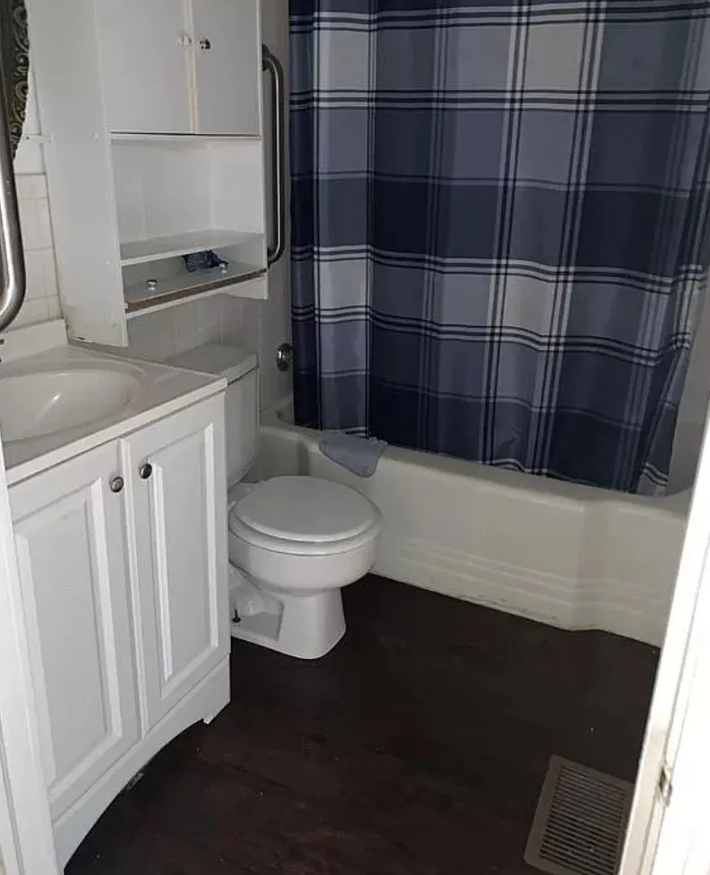Single Family Residence For Rent in Denton County , 1511 Knight Street, Denton, Texas 76205, 2 Bedroom, 1 Bathroom, Garage spaces, 764 Sqft, built in 1949, mls#21390028, Real Estate Agent in Denton, Homes For Rent in Denton county, Homes For Rent in Denton, Realtor in Denton Texas, Real Estate Brokerage Independent Realty Texas, Luminita Cordes Realtor