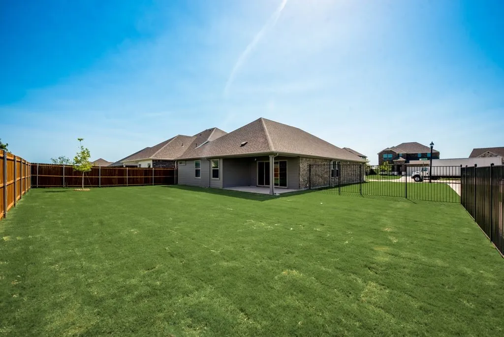 Single Family Residence For Rent in Collin County , 605 Cedar Springs Drive, Princeton, Texas 75407, 3 Bedroom, 2 Bathroom, 2 Garage spaces, 1,830 Sqft, built in 2021, mls#21390029, Real Estate Agent in Princeton, Homes For Rent in Collin county, Homes For Rent in Princeton, Realtor in Princeton Texas, Real Estate Brokerage Independent Realty Texas, Luminita Cordes Realtor