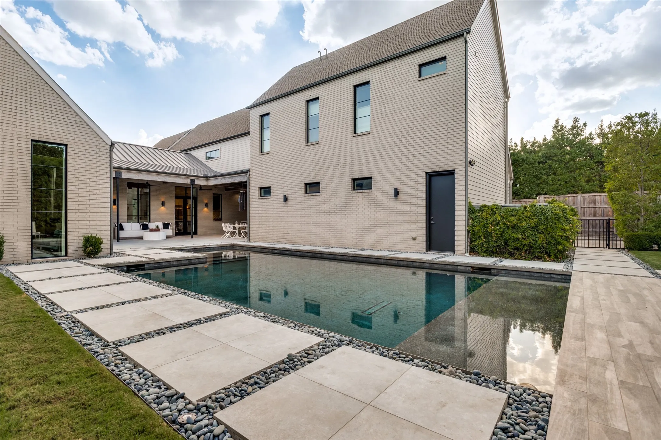 Single Family Residence For Sale in Dallas County , 4447 Alta Vista Lane, Dallas, Texas 75229, 5 Bedroom, 6 Bathroom, 3 Garage spaces, 5,998 Sqft, built in 2016, mls#21390022, Real Estate Agent in Dallas, Homes For Sale in Dallas county, Homes For Sale in Dallas, Realtor in Dallas Texas, Real Estate Brokerage Independent Realty Texas, Luminita Cordes Realtor
