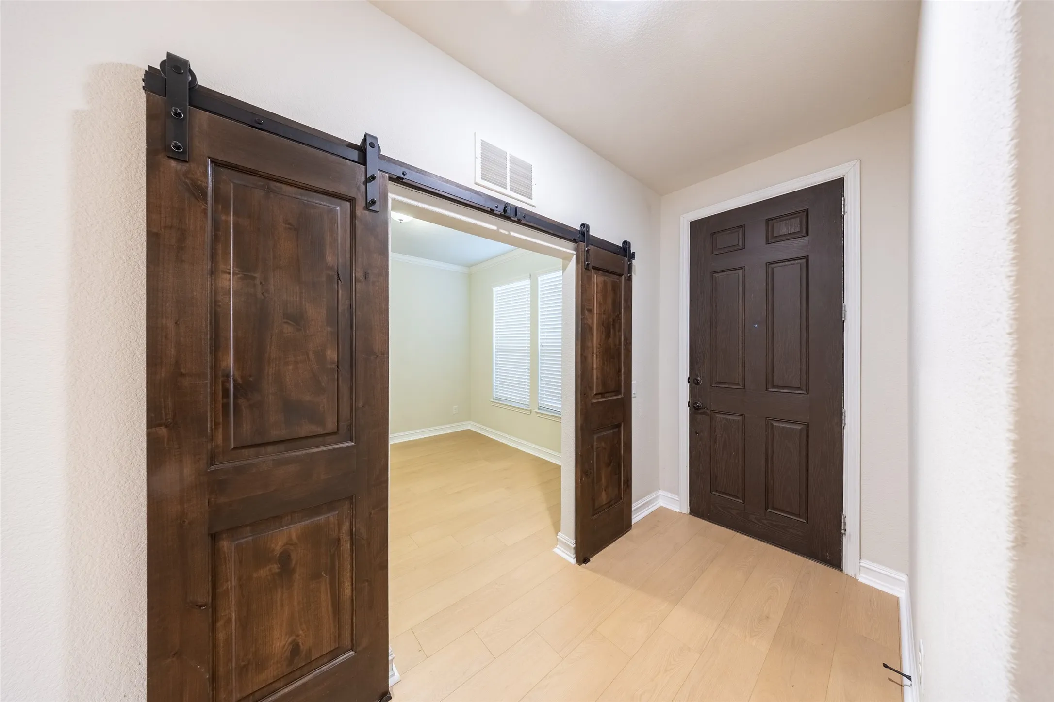 Single Family Residence For Rent in Collin County , 830 Birdie Drive, Allen, Texas 75013, 4 Bedroom, 3 Bathroom, 2 Garage spaces, 2,512 Sqft, built in 2016, mls#21390034, Real Estate Agent in Allen, Homes For Rent in Collin county, Homes For Rent in Allen, Realtor in Allen Texas, Real Estate Brokerage Independent Realty Texas, Luminita Cordes Realtor