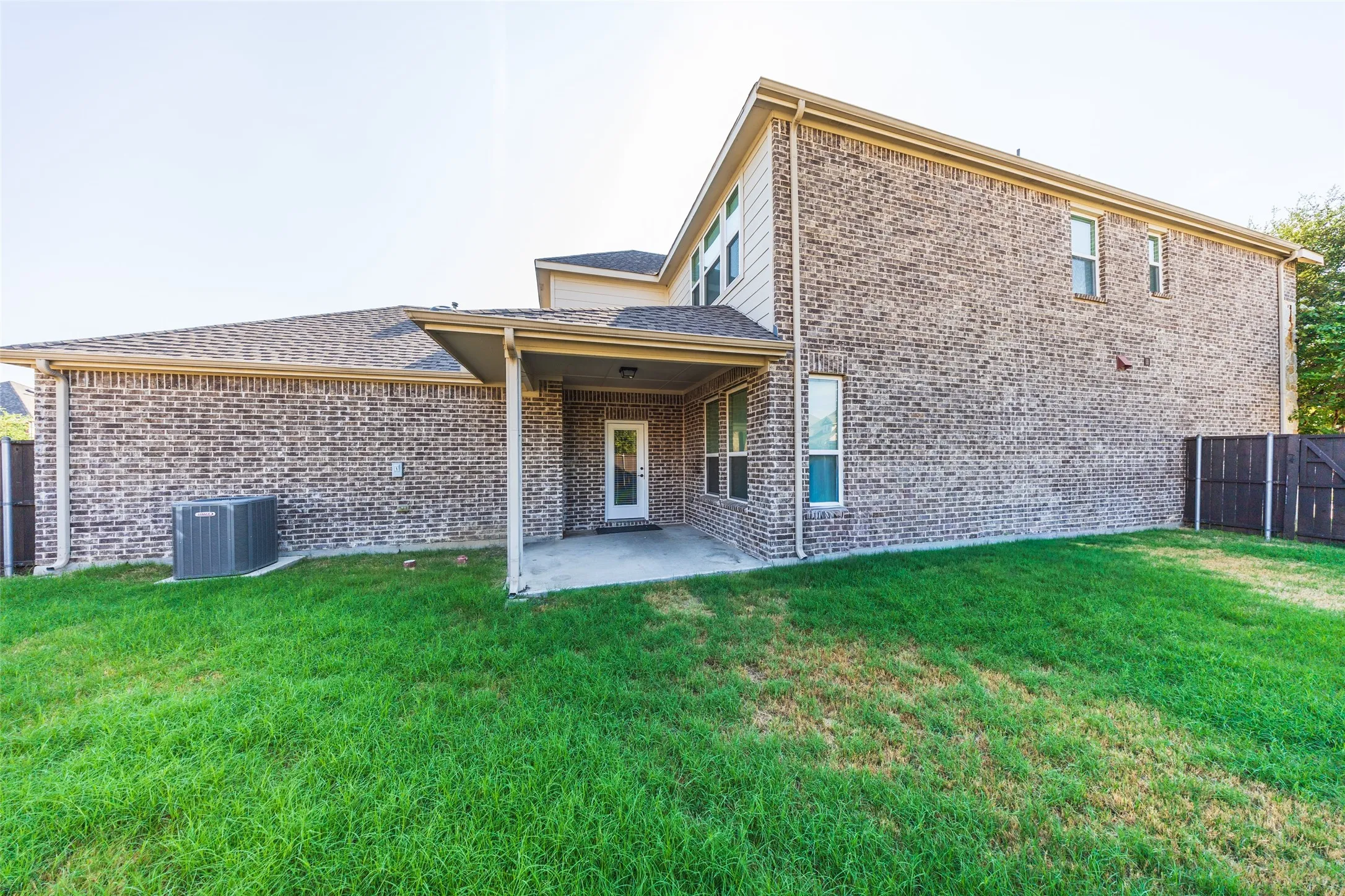 Single Family Residence For Rent in Collin County , 830 Birdie Drive, Allen, Texas 75013, 4 Bedroom, 3 Bathroom, 2 Garage spaces, 2,512 Sqft, built in 2016, mls#21390034, Real Estate Agent in Allen, Homes For Rent in Collin county, Homes For Rent in Allen, Realtor in Allen Texas, Real Estate Brokerage Independent Realty Texas, Luminita Cordes Realtor
