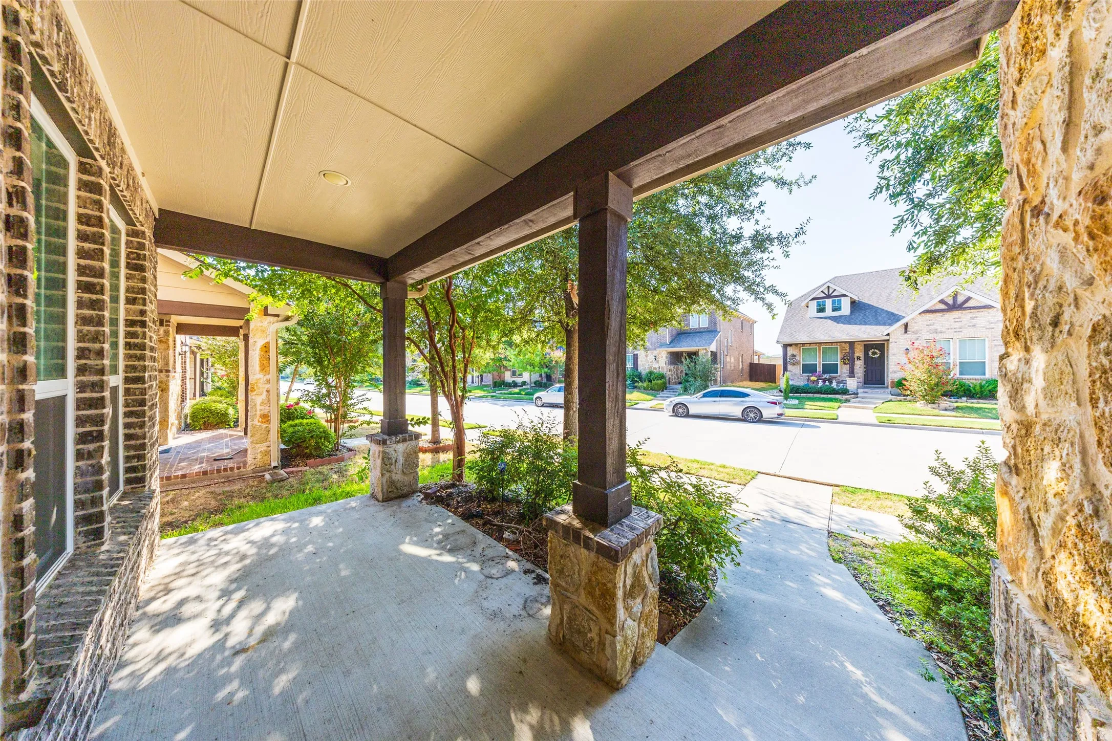 Single Family Residence For Rent in Collin County , 830 Birdie Drive, Allen, Texas 75013, 4 Bedroom, 3 Bathroom, 2 Garage spaces, 2,512 Sqft, built in 2016, mls#21390034, Real Estate Agent in Allen, Homes For Rent in Collin county, Homes For Rent in Allen, Realtor in Allen Texas, Real Estate Brokerage Independent Realty Texas, Luminita Cordes Realtor