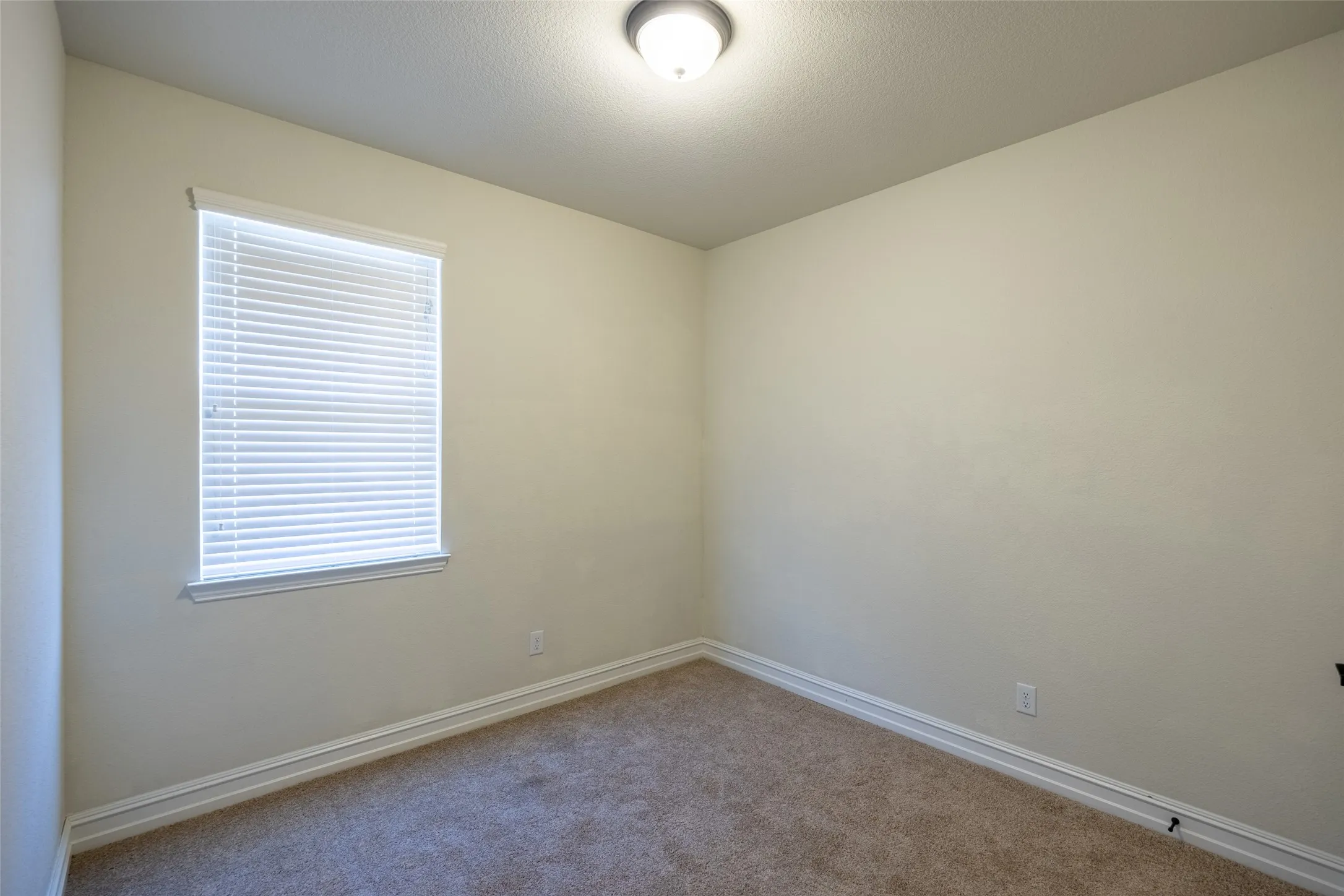 Single Family Residence For Rent in Collin County , 830 Birdie Drive, Allen, Texas 75013, 4 Bedroom, 3 Bathroom, 2 Garage spaces, 2,512 Sqft, built in 2016, mls#21390034, Real Estate Agent in Allen, Homes For Rent in Collin county, Homes For Rent in Allen, Realtor in Allen Texas, Real Estate Brokerage Independent Realty Texas, Luminita Cordes Realtor