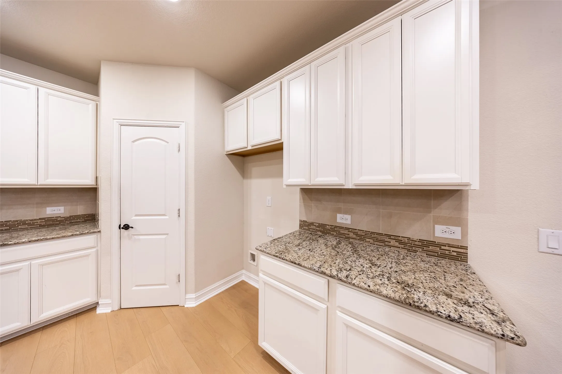 Single Family Residence For Rent in Collin County , 830 Birdie Drive, Allen, Texas 75013, 4 Bedroom, 3 Bathroom, 2 Garage spaces, 2,512 Sqft, built in 2016, mls#21390034, Real Estate Agent in Allen, Homes For Rent in Collin county, Homes For Rent in Allen, Realtor in Allen Texas, Real Estate Brokerage Independent Realty Texas, Luminita Cordes Realtor