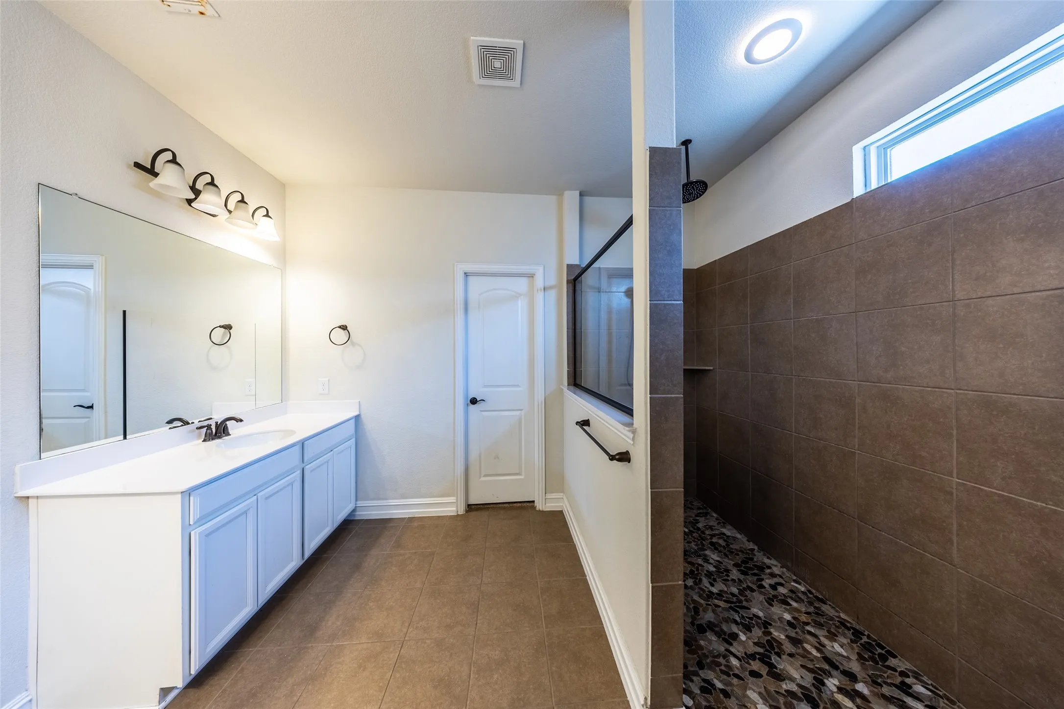 Single Family Residence For Rent in Collin County , 830 Birdie Drive, Allen, Texas 75013, 4 Bedroom, 3 Bathroom, 2 Garage spaces, 2,512 Sqft, built in 2016, mls#21390034, Real Estate Agent in Allen, Homes For Rent in Collin county, Homes For Rent in Allen, Realtor in Allen Texas, Real Estate Brokerage Independent Realty Texas, Luminita Cordes Realtor
