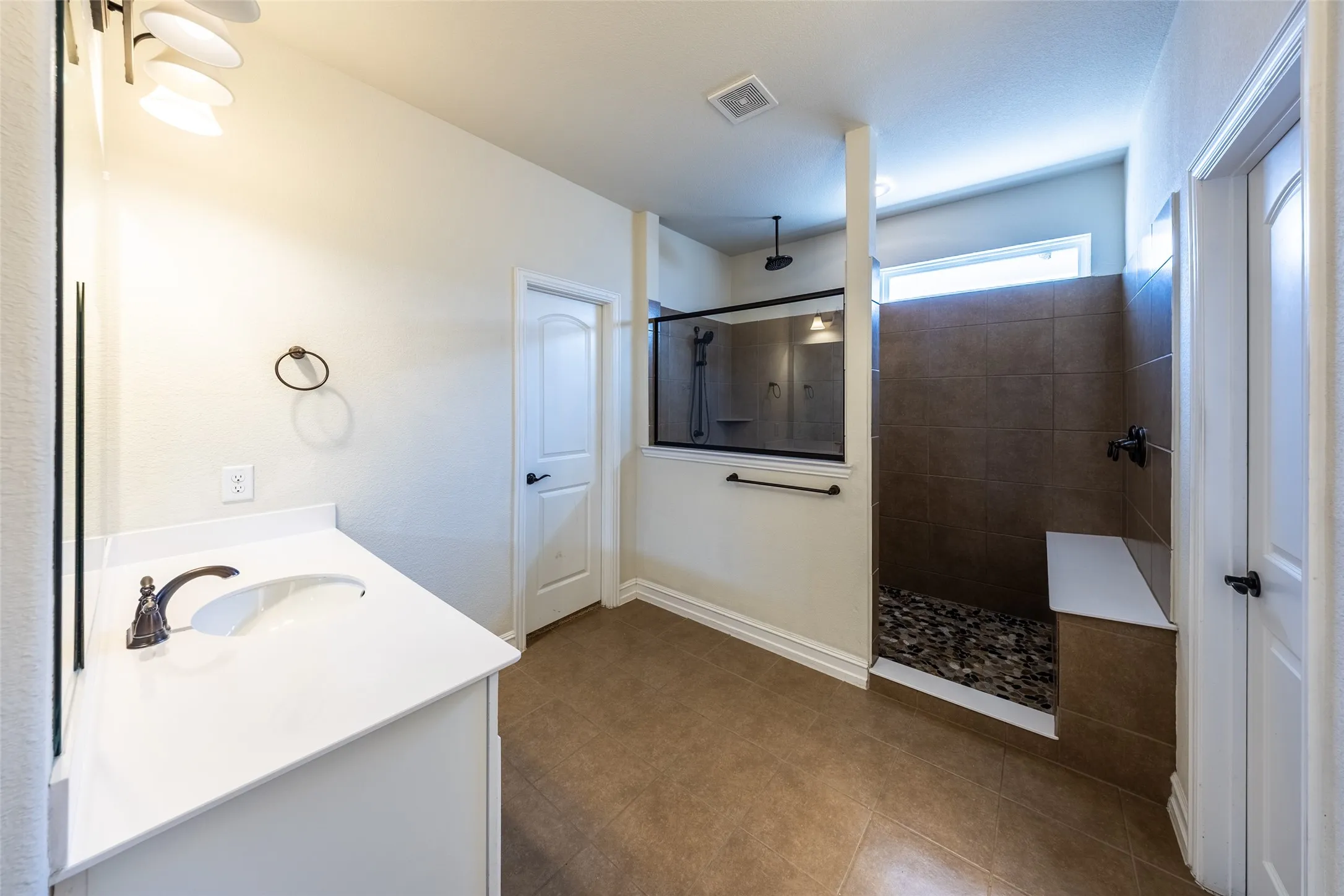 Single Family Residence For Rent in Collin County , 830 Birdie Drive, Allen, Texas 75013, 4 Bedroom, 3 Bathroom, 2 Garage spaces, 2,512 Sqft, built in 2016, mls#21390034, Real Estate Agent in Allen, Homes For Rent in Collin county, Homes For Rent in Allen, Realtor in Allen Texas, Real Estate Brokerage Independent Realty Texas, Luminita Cordes Realtor