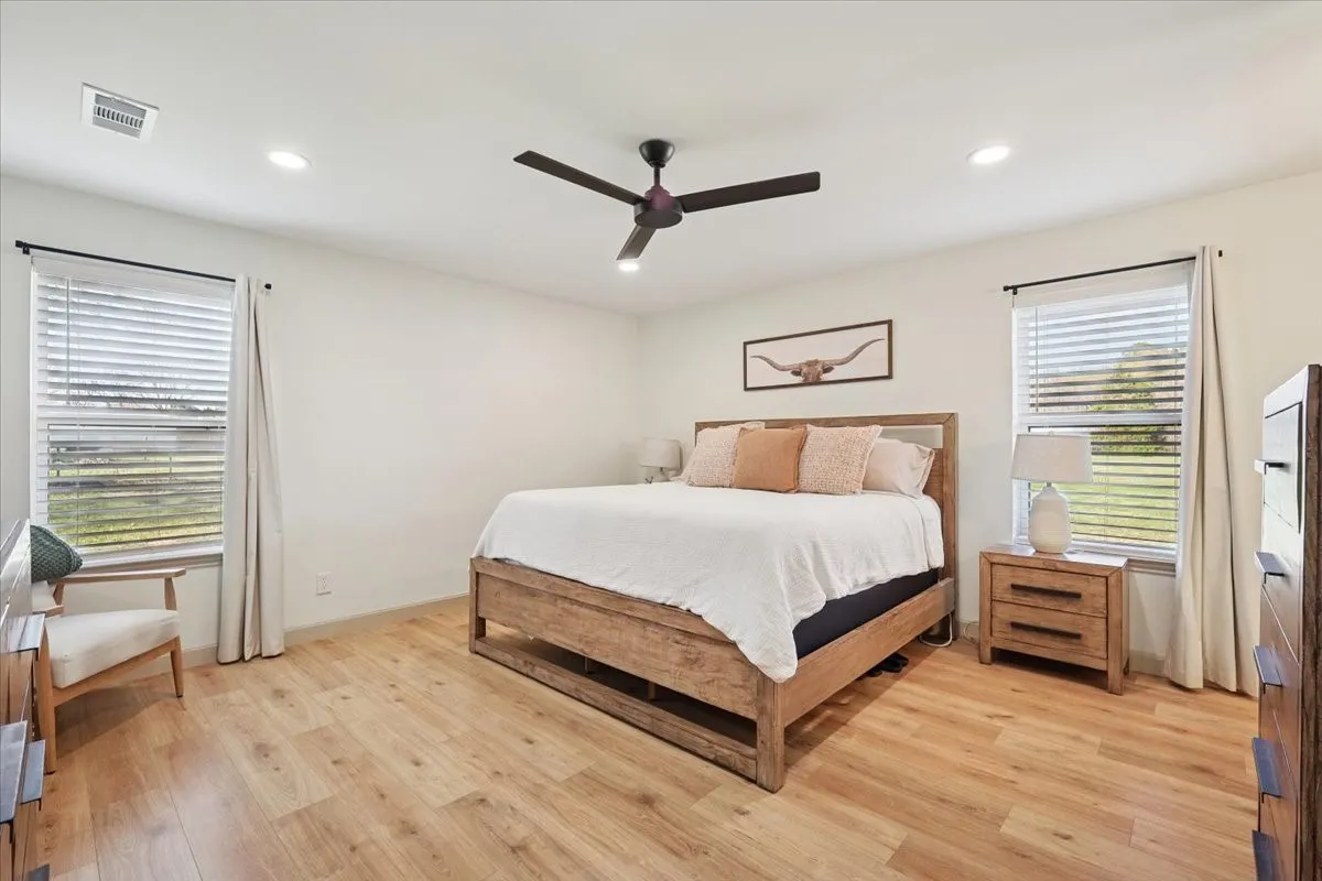 Single Family Residence For Sale in Kaufman County , 875 Fm 1389 S, Combine, Texas 75159, 3 Bedroom, 2 Bathroom, 2 Garage spaces, 1,922 Sqft, built in 1980, mls#21390035, Real Estate Agent in Combine, Homes For Sale in Kaufman county, Homes For Sale in Combine, Realtor in Combine Texas, Real Estate Brokerage Independent Realty Texas, Luminita Cordes Realtor
