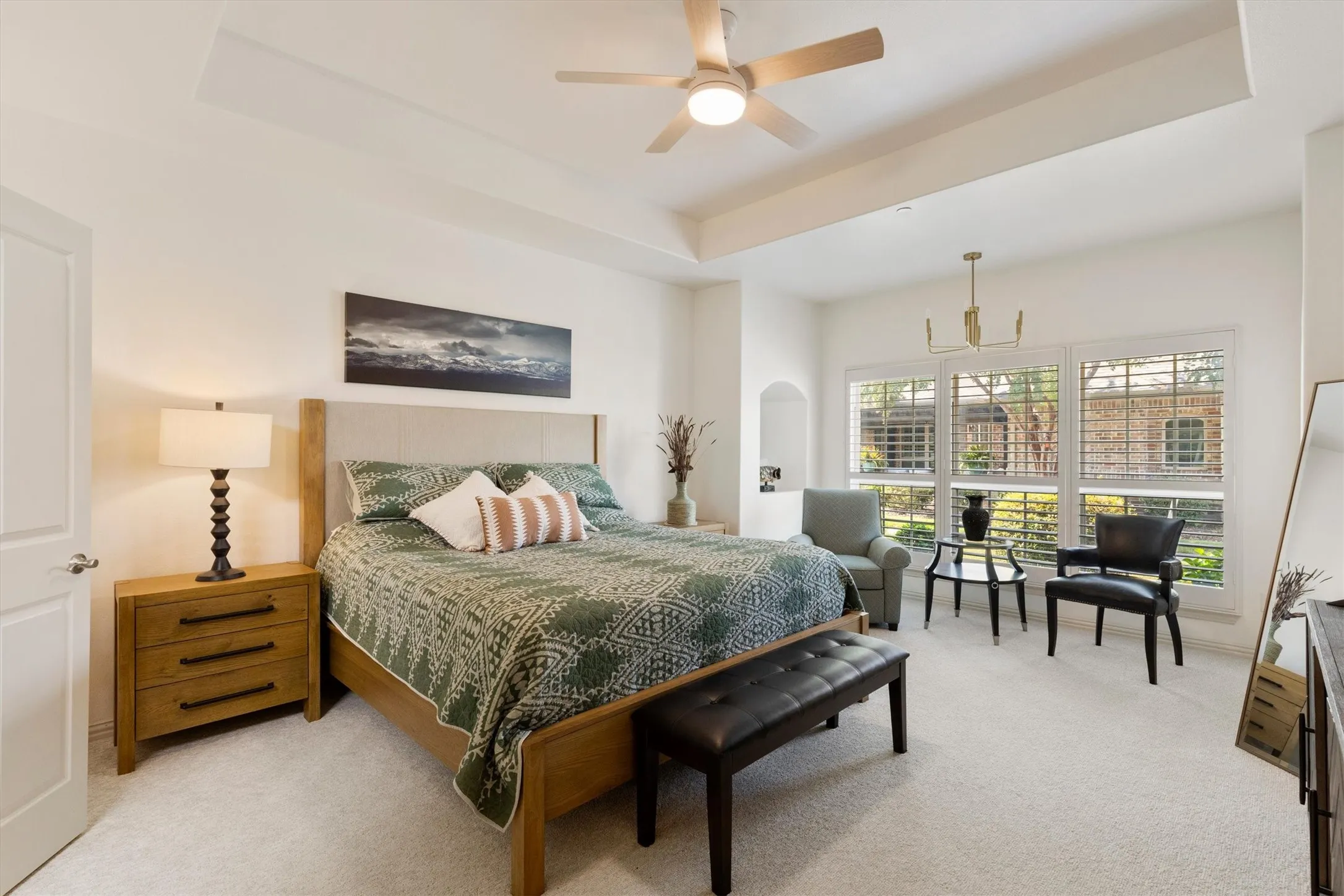 Townhouse For Sale in Collin County , 5695 Hummingbird Lane, Fairview, Texas 75069, 3 Bedroom, 3 Bathroom, 2 Garage spaces, 1,973 Sqft, built in 2012, mls#21389996, Real Estate Agent in Fairview, Homes For Sale in Collin county, Homes For Sale in Fairview, Realtor in Fairview Texas, Real Estate Brokerage Independent Realty Texas, Luminita Cordes Realtor