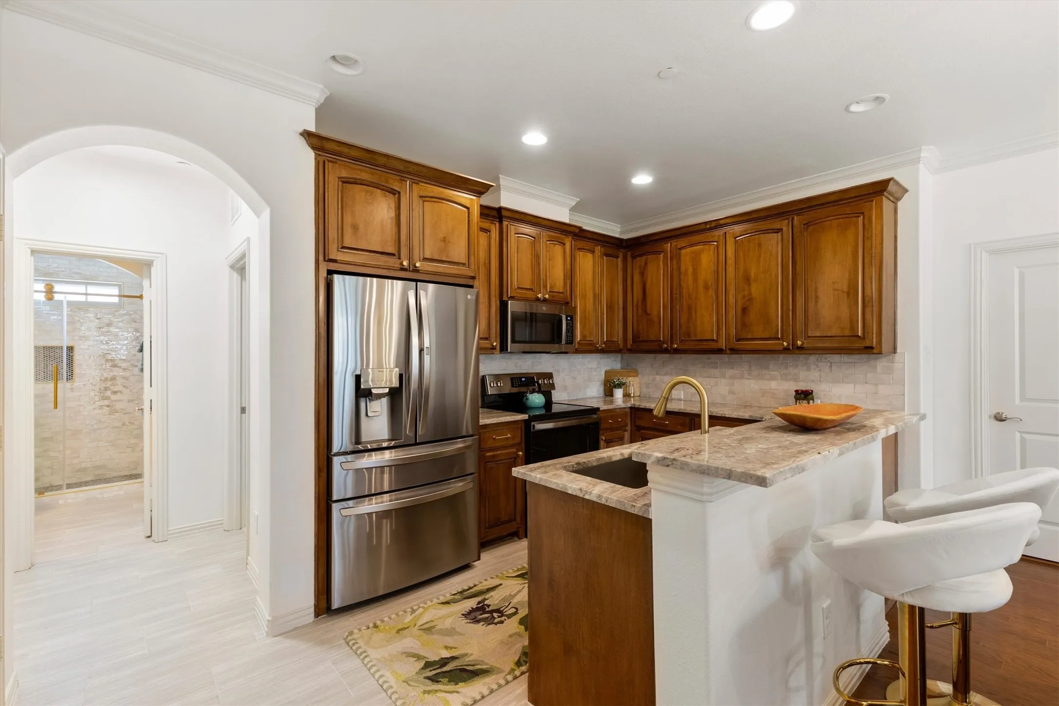 Townhouse For Sale in Collin County , 5695 Hummingbird Lane, Fairview, Texas 75069, 3 Bedroom, 3 Bathroom, 2 Garage spaces, 1,973 Sqft, built in 2012, mls#21389996, Real Estate Agent in Fairview, Homes For Sale in Collin county, Homes For Sale in Fairview, Realtor in Fairview Texas, Real Estate Brokerage Independent Realty Texas, Luminita Cordes Realtor