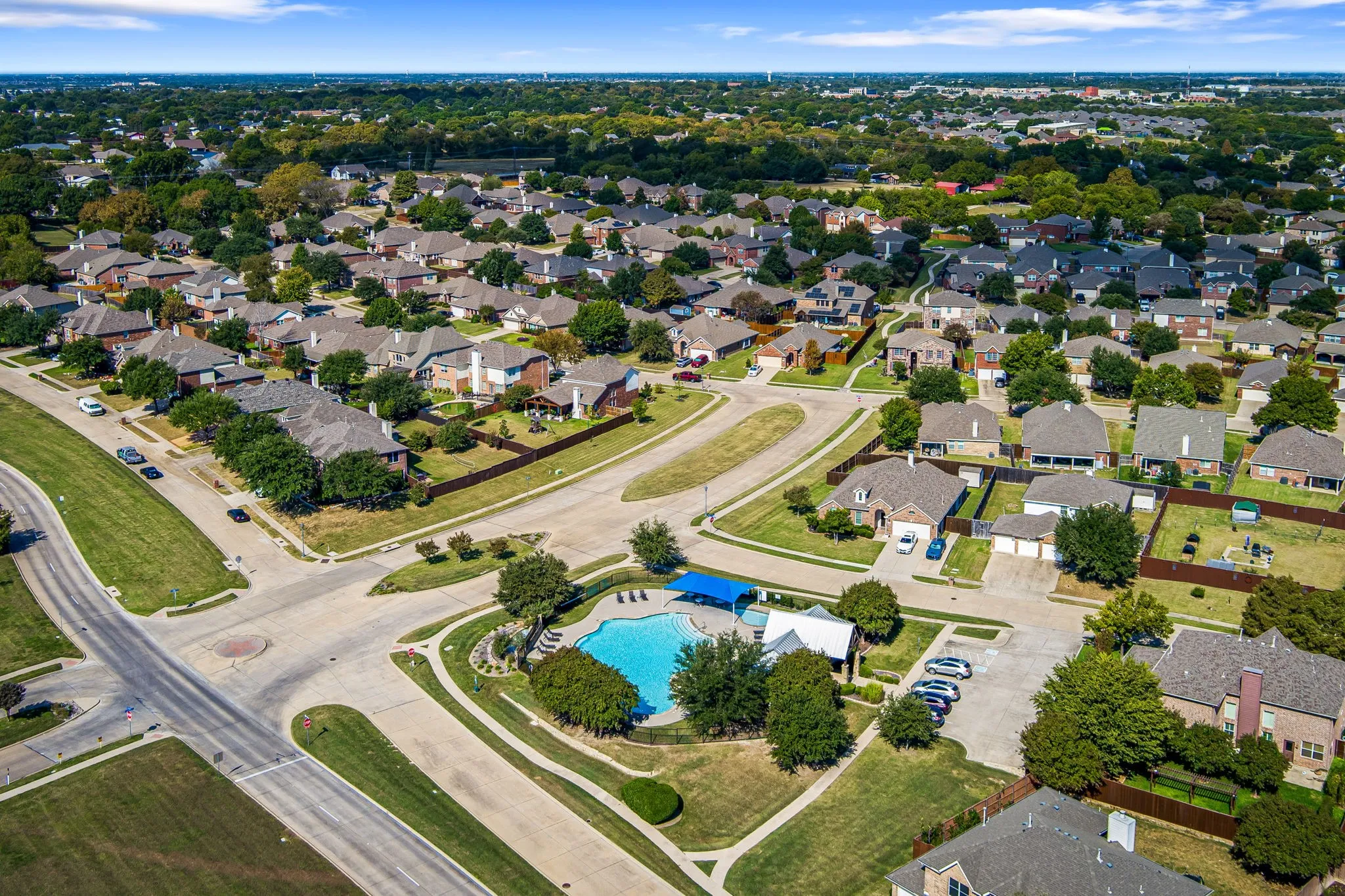 Single Family Residence For Sale in Collin County , 1313 Canyon Creek Road, Wylie, Texas 75098, 4 Bedroom, 3 Bathroom, 2 Garage spaces, 2,719 Sqft, built in 2006, mls#21387600, Real Estate Agent in Wylie, Homes For Sale in Collin county, Homes For Sale in Wylie, Realtor in Wylie Texas, Real Estate Brokerage Independent Realty Texas, Luminita Cordes Realtor