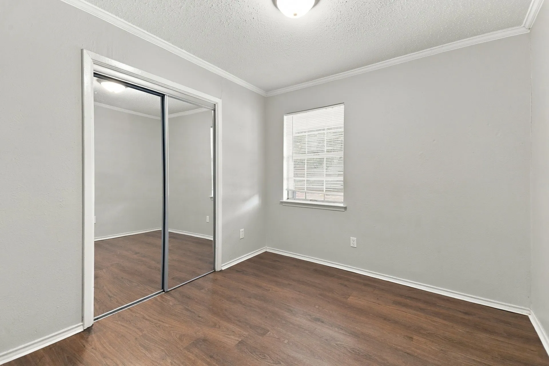Single Family Residence For Rent in Dallas County , 1458 Shorehaven Drive, Garland, Texas 75040, 2 Bedroom, 2 Bathroom, 1 Garage spaces, 999 Sqft, built in 1971, mls#21373071, Real Estate Agent in Garland, Homes For Rent in Dallas county, Homes For Rent in Garland, Realtor in Garland Texas, Real Estate Brokerage Independent Realty Texas, Luminita Cordes Realtor