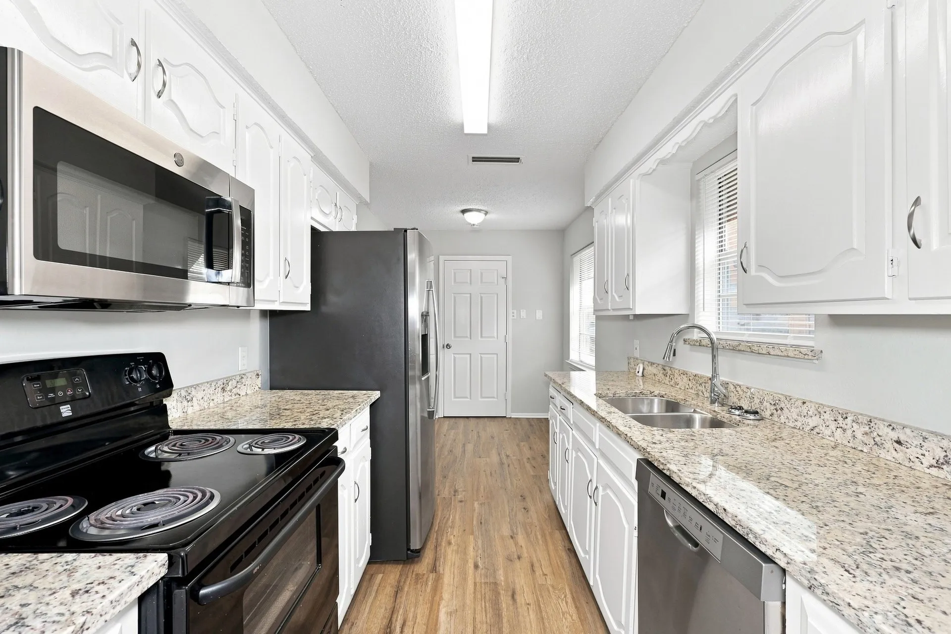 Single Family Residence For Rent in Dallas County , 1349 Rutherford Drive, Mesquite, Texas 75149, 3 Bedroom, 2 Bathroom, 2 Garage spaces, 1,352 Sqft, built in 1972, mls#21382752, Real Estate Agent in Mesquite, Homes For Rent in Dallas county, Homes For Rent in Mesquite, Realtor in Mesquite Texas, Real Estate Brokerage Independent Realty Texas, Luminita Cordes Realtor