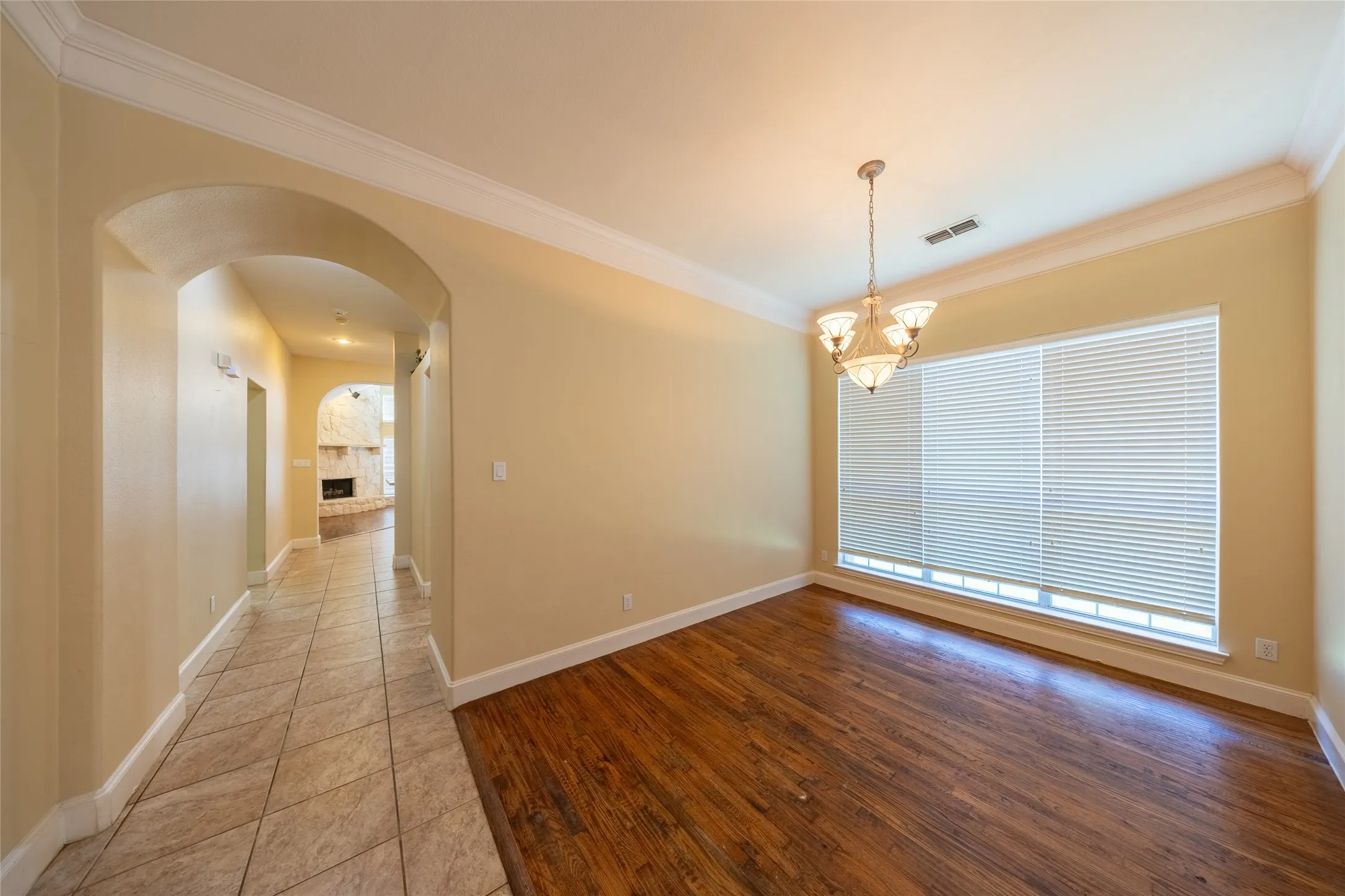 Single Family Residence For Rent in Collin County , 6366 Shadywood, Frisco, Texas 75035, 4 Bedroom, 2 Bathroom, 2 Garage spaces, 2,193 Sqft, built in 2002, mls#21390042, Real Estate Agent in Frisco, Homes For Rent in Collin county, Homes For Rent in Frisco, Realtor in Frisco Texas, Real Estate Brokerage Independent Realty Texas, Luminita Cordes Realtor