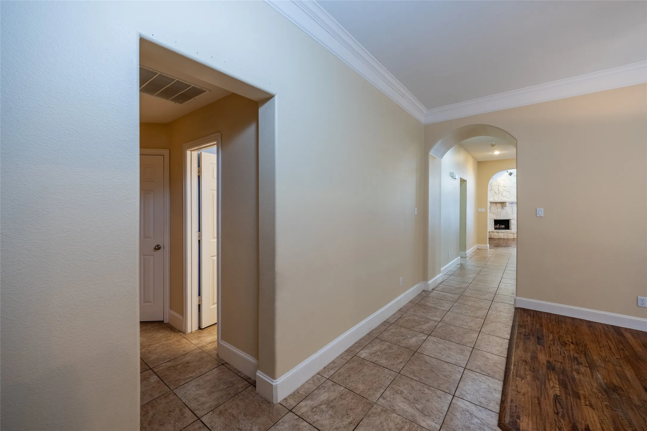 Single Family Residence For Rent in Collin County , 6366 Shadywood, Frisco, Texas 75035, 4 Bedroom, 2 Bathroom, 2 Garage spaces, 2,193 Sqft, built in 2002, mls#21390042, Real Estate Agent in Frisco, Homes For Rent in Collin county, Homes For Rent in Frisco, Realtor in Frisco Texas, Real Estate Brokerage Independent Realty Texas, Luminita Cordes Realtor