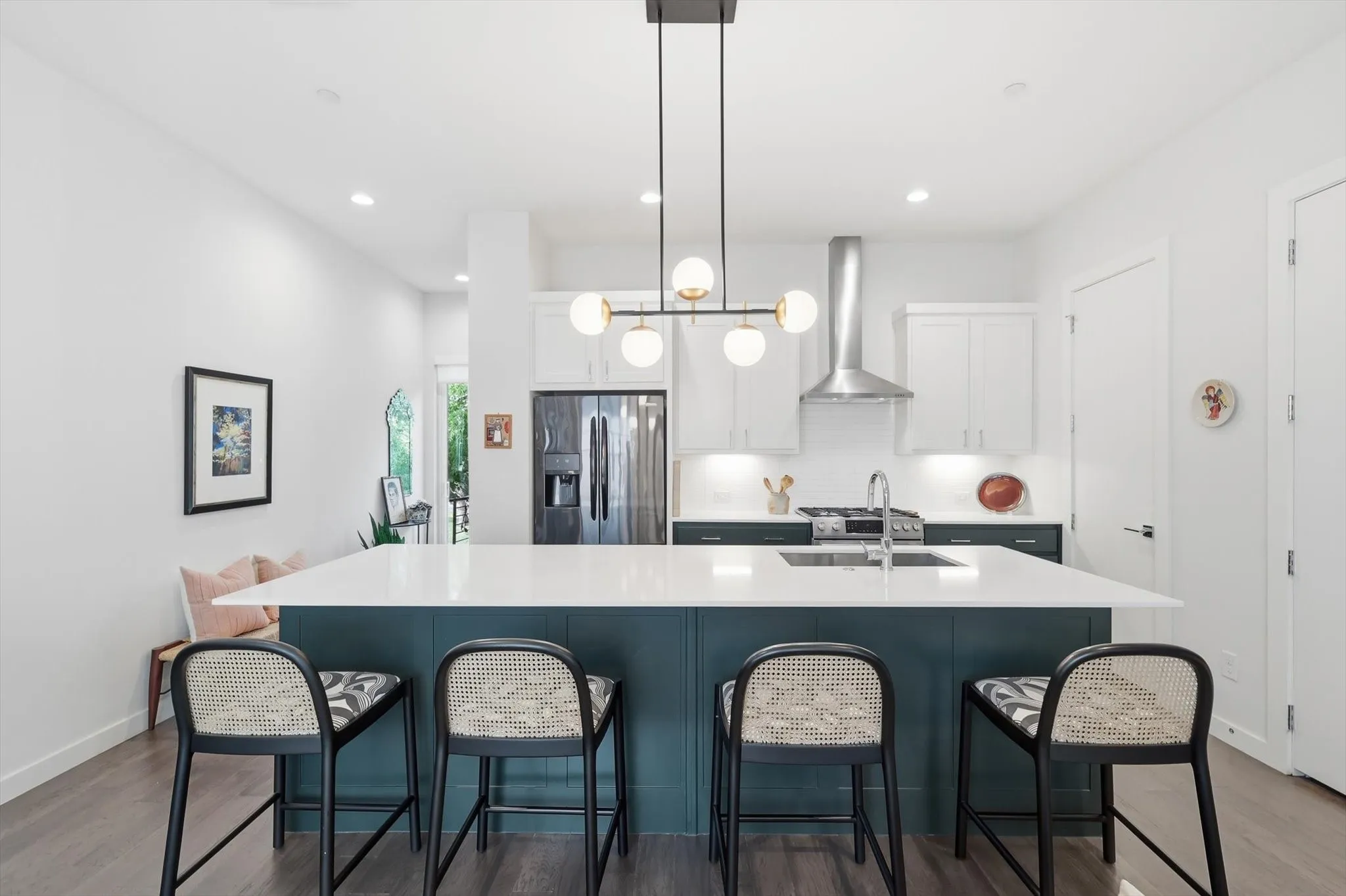 Condominium For Sale in Dallas County , 4620 Munger Avenue 105, Dallas, Texas 75204, 2 Bedroom, 3 Bathroom, 2 Garage spaces, 1,590 Sqft, built in 2017, mls#21390039, Real Estate Agent in Dallas, Homes For Sale in Dallas county, Homes For Sale in Dallas, Realtor in Dallas Texas, Real Estate Brokerage Independent Realty Texas, Luminita Cordes Realtor