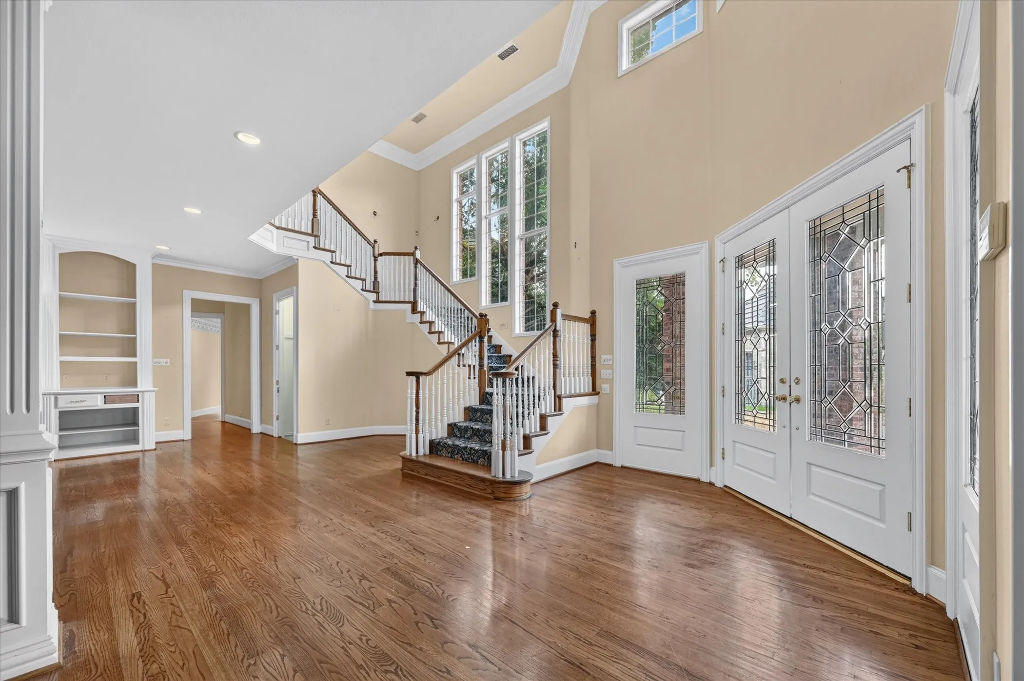 Single Family Residence For Sale in Dallas County , 7007 Spanky Branch Court, Dallas, Texas 75248, 6 Bedroom, 9 Bathroom, 3 Garage spaces, 7,908 Sqft, built in 1995, mls#21387810, Real Estate Agent in Dallas, Homes For Sale in Dallas county, Homes For Sale in Dallas, Realtor in Dallas Texas, Real Estate Brokerage Independent Realty Texas, Luminita Cordes Realtor