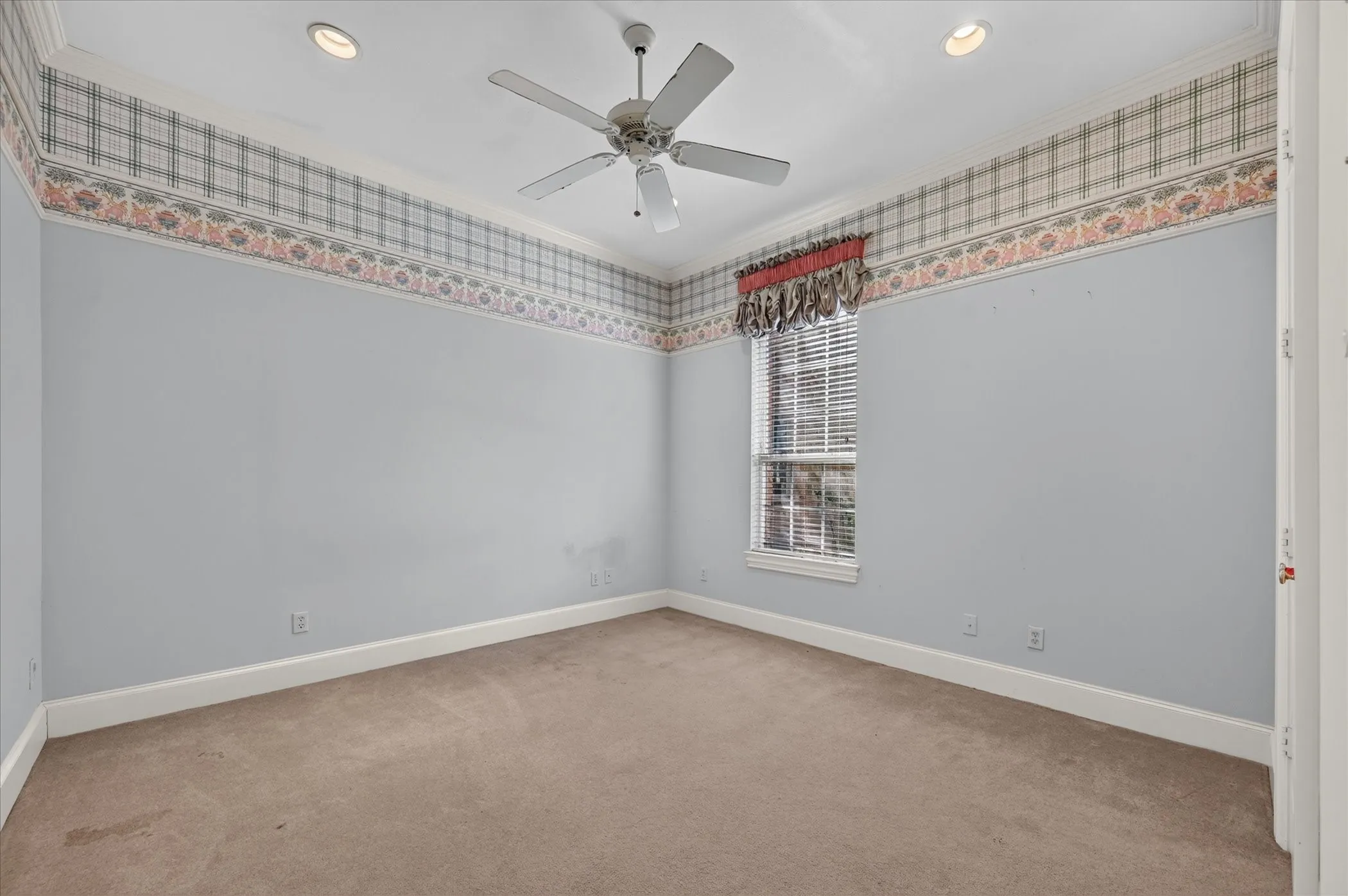 Single Family Residence For Sale in Dallas County , 7007 Spanky Branch Court, Dallas, Texas 75248, 6 Bedroom, 9 Bathroom, 3 Garage spaces, 7,908 Sqft, built in 1995, mls#21387810, Real Estate Agent in Dallas, Homes For Sale in Dallas county, Homes For Sale in Dallas, Realtor in Dallas Texas, Real Estate Brokerage Independent Realty Texas, Luminita Cordes Realtor