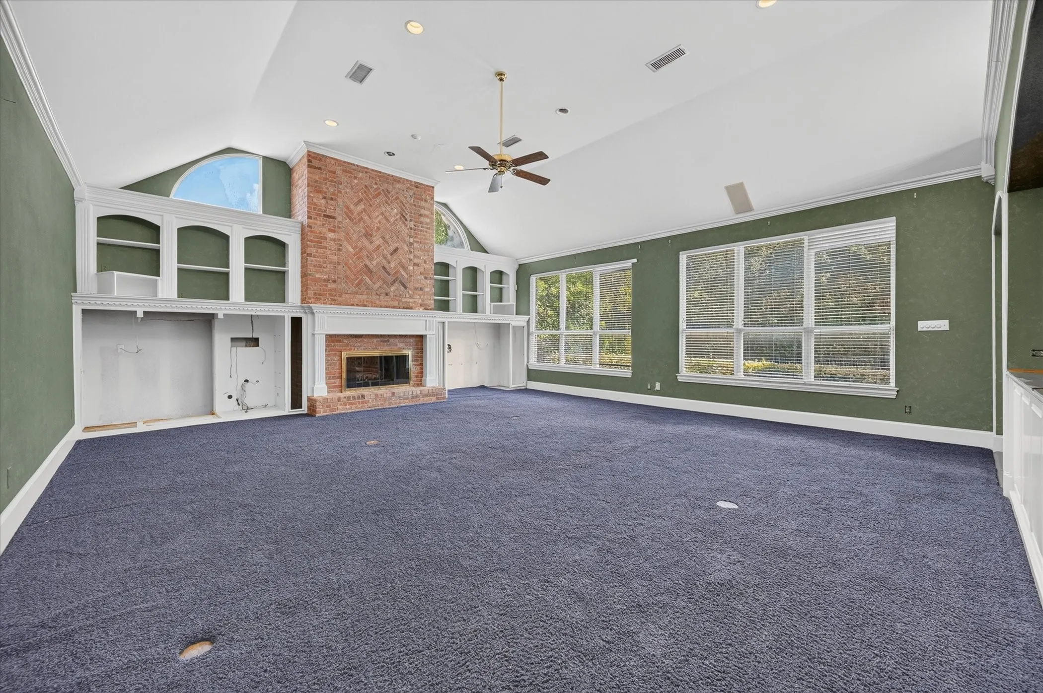 Single Family Residence For Sale in Dallas County , 7007 Spanky Branch Court, Dallas, Texas 75248, 6 Bedroom, 9 Bathroom, 3 Garage spaces, 7,908 Sqft, built in 1995, mls#21387810, Real Estate Agent in Dallas, Homes For Sale in Dallas county, Homes For Sale in Dallas, Realtor in Dallas Texas, Real Estate Brokerage Independent Realty Texas, Luminita Cordes Realtor
