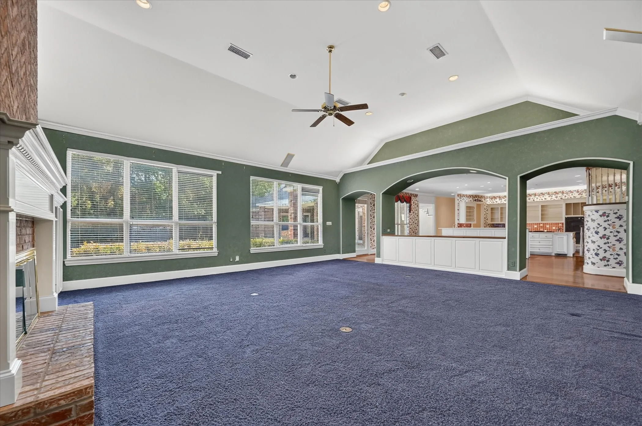 Single Family Residence For Sale in Dallas County , 7007 Spanky Branch Court, Dallas, Texas 75248, 6 Bedroom, 9 Bathroom, 3 Garage spaces, 7,908 Sqft, built in 1995, mls#21387810, Real Estate Agent in Dallas, Homes For Sale in Dallas county, Homes For Sale in Dallas, Realtor in Dallas Texas, Real Estate Brokerage Independent Realty Texas, Luminita Cordes Realtor