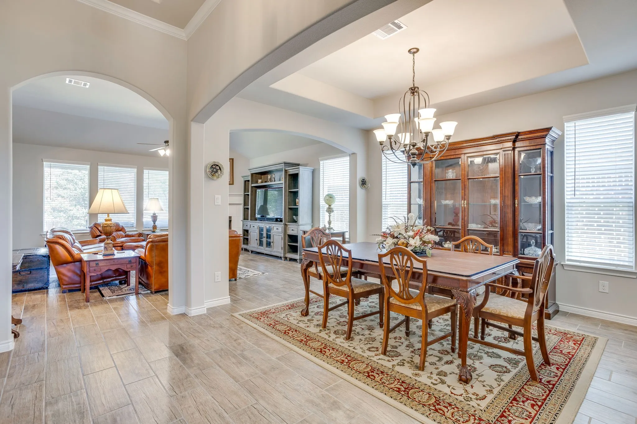 Single Family Residence For Sale in Johnson County , 1008 Wildwood Drive, Joshua, Texas 76058, 3 Bedroom, 3 Bathroom, 2 Garage spaces, 2,441 Sqft, built in 2021, mls#21389831, Real Estate Agent in Joshua, Homes For Sale in Johnson county, Homes For Sale in Joshua, Realtor in Joshua Texas, Real Estate Brokerage Independent Realty Texas, Luminita Cordes Realtor