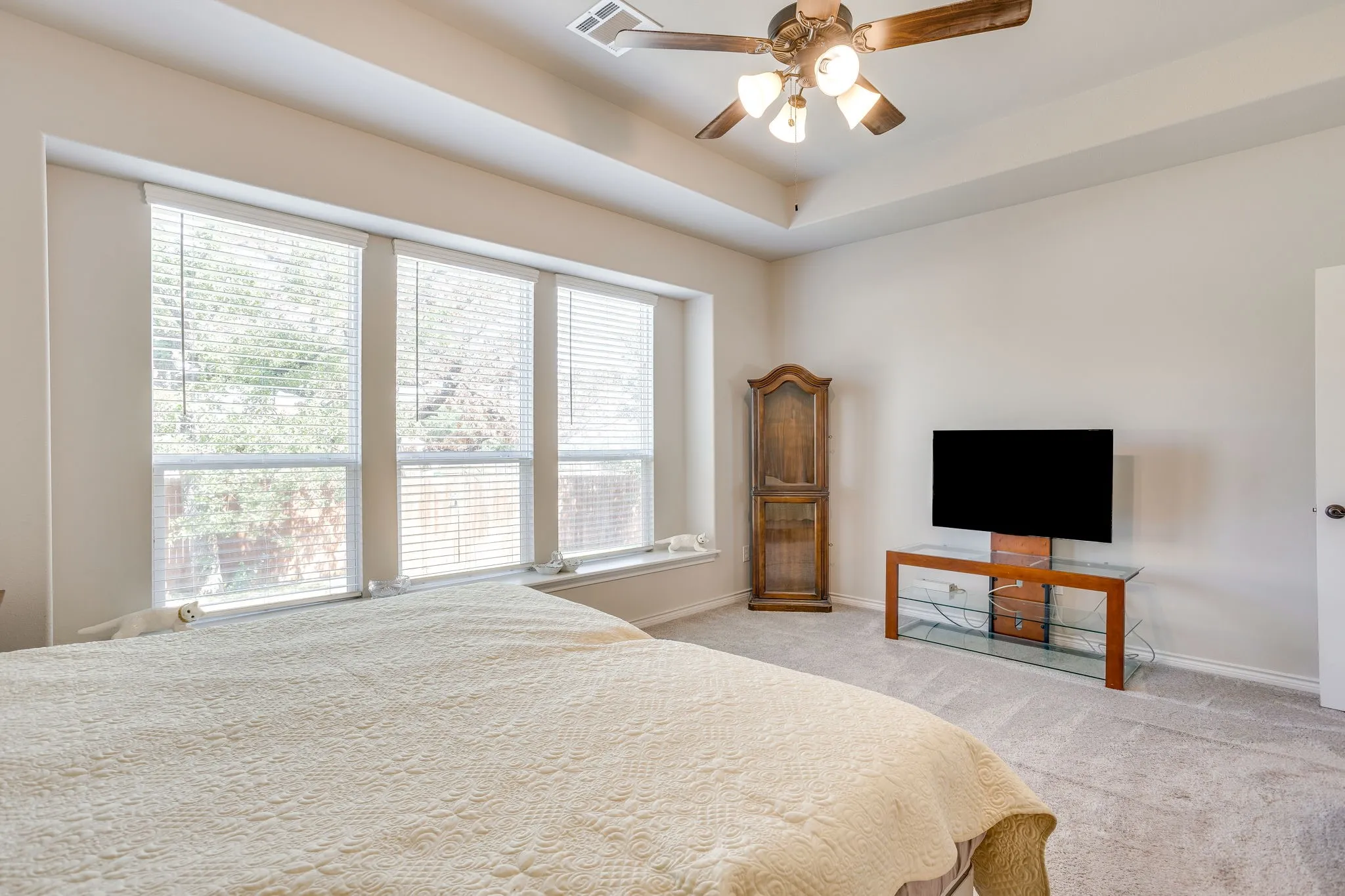 Single Family Residence For Sale in Johnson County , 1008 Wildwood Drive, Joshua, Texas 76058, 3 Bedroom, 3 Bathroom, 2 Garage spaces, 2,441 Sqft, built in 2021, mls#21389831, Real Estate Agent in Joshua, Homes For Sale in Johnson county, Homes For Sale in Joshua, Realtor in Joshua Texas, Real Estate Brokerage Independent Realty Texas, Luminita Cordes Realtor