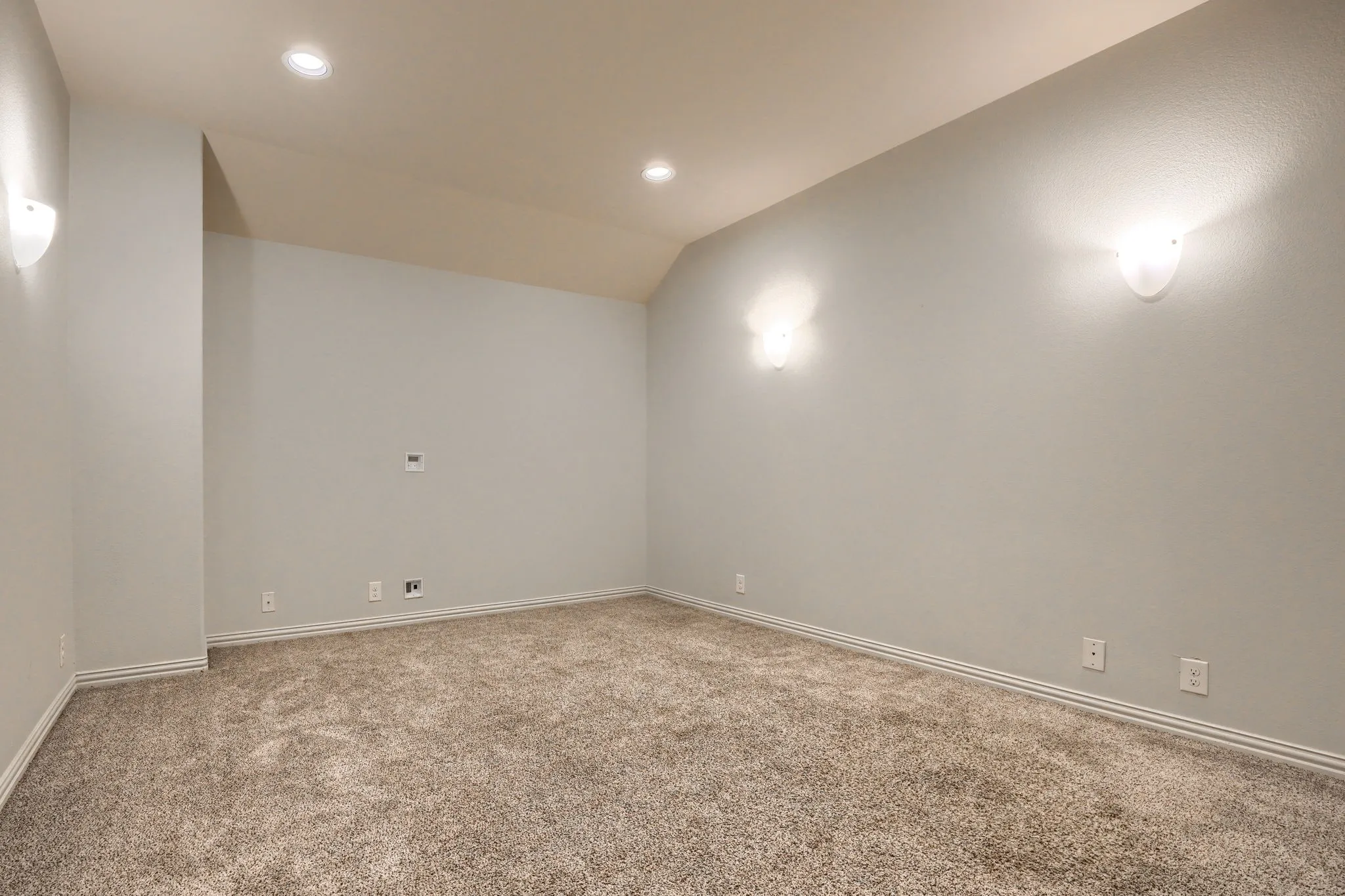 Townhouse For Sale in Collin County , 878 Merino Drive, Allen, Texas 75013, 3 Bedroom, 4 Bathroom, 2 Garage spaces, 2,123 Sqft, built in 2014, mls#21390046, Real Estate Agent in Allen, Homes For Sale in Collin county, Homes For Sale in Allen, Realtor in Allen Texas, Real Estate Brokerage Independent Realty Texas, Luminita Cordes Realtor
