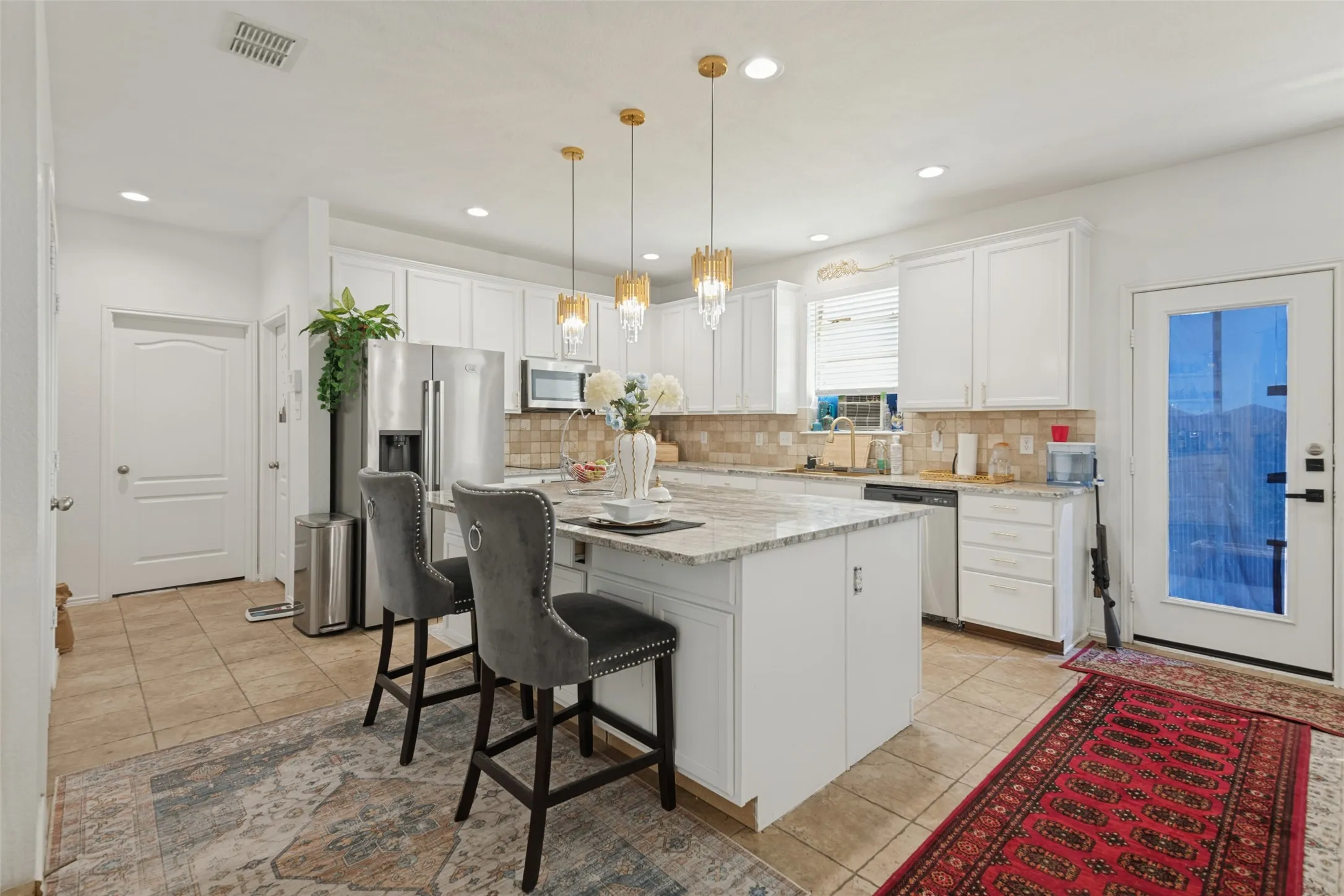 Single Family Residence For Sale in Kaufman County , 2107 Songbird Drive, Forney, Texas 75126, 4 Bedroom, 3 Bathroom, 2 Garage spaces, 3,710 Sqft, built in 2007, mls#21389905, Real Estate Agent in Forney, Homes For Sale in Kaufman county, Homes For Sale in Forney, Realtor in Forney Texas, Real Estate Brokerage Independent Realty Texas, Luminita Cordes Realtor