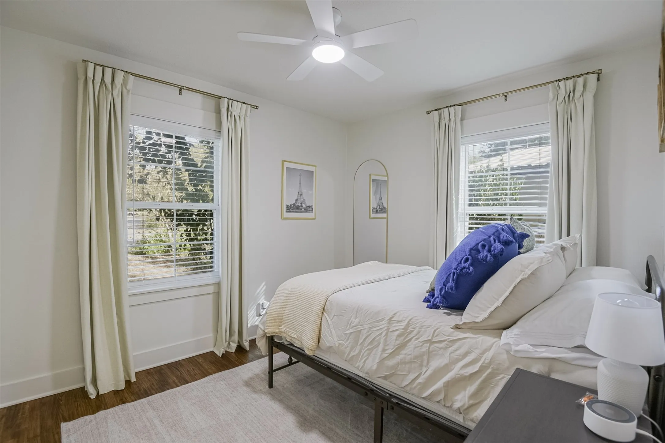 Single Family Residence For Sale in Ellis County , 313 Highland Avenue, Waxahachie, Texas 75165, 3 Bedroom, 1 Bathroom, Garage spaces, 1,072 Sqft, built in 1963, mls#21388729, Real Estate Agent in Waxahachie, Homes For Sale in Ellis county, Homes For Sale in Waxahachie, Realtor in Waxahachie Texas, Real Estate Brokerage Independent Realty Texas, Luminita Cordes Realtor