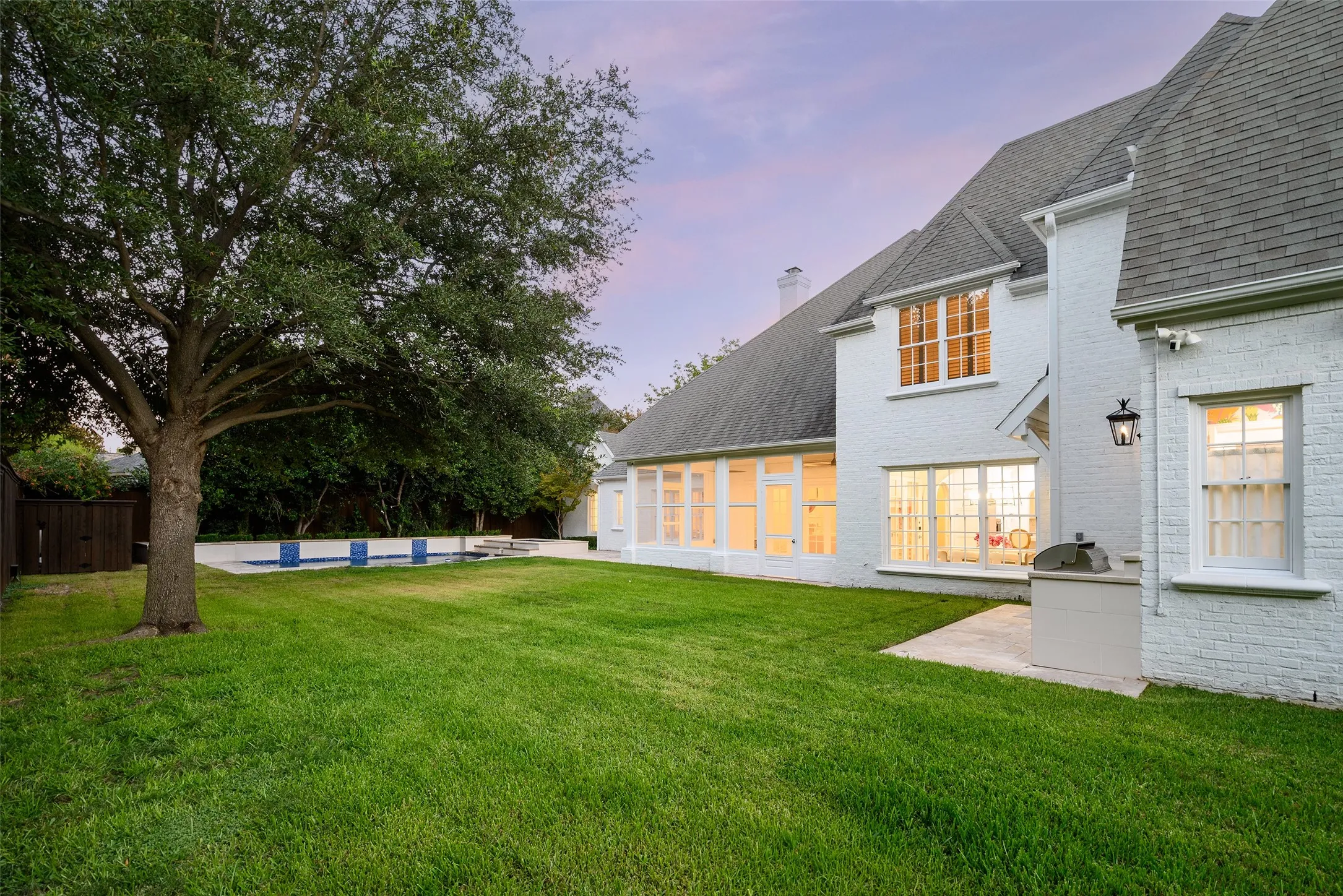 Single Family Residence For Sale in Dallas County , 6419 Lakehurst Avenue, Dallas, Texas 75230, 5 Bedroom, 7 Bathroom, 3 Garage spaces, 6,720 Sqft, built in 2000, mls#21389927, Real Estate Agent in Dallas, Homes For Sale in Dallas county, Homes For Sale in Dallas, Realtor in Dallas Texas, Real Estate Brokerage Independent Realty Texas, Luminita Cordes Realtor