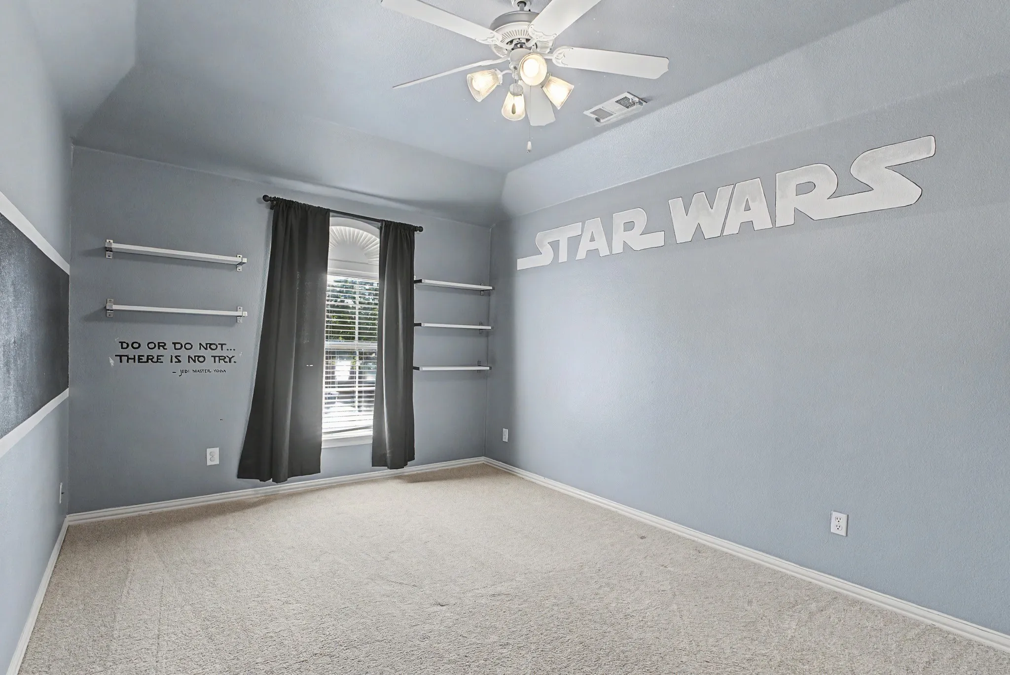 Single Family Residence For Sale in Denton County , 1620 Mc Greg Lane, Carrollton, Texas 75010, 4 Bedroom, 4 Bathroom, 3 Garage spaces, 3,487 Sqft, built in 2000, mls#21387714, Real Estate Agent in Carrollton, Homes For Sale in Denton county, Homes For Sale in Carrollton, Realtor in Carrollton Texas, Real Estate Brokerage Independent Realty Texas, Luminita Cordes Realtor