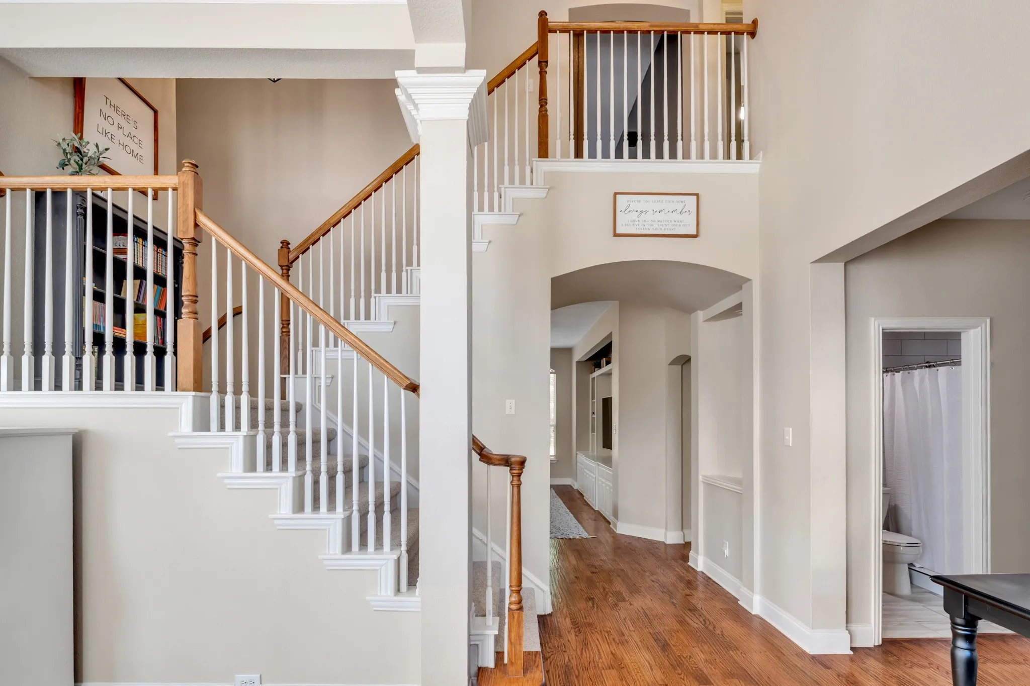 Single Family Residence For Sale in Denton County , 1620 Mc Greg Lane, Carrollton, Texas 75010, 4 Bedroom, 4 Bathroom, 3 Garage spaces, 3,487 Sqft, built in 2000, mls#21387714, Real Estate Agent in Carrollton, Homes For Sale in Denton county, Homes For Sale in Carrollton, Realtor in Carrollton Texas, Real Estate Brokerage Independent Realty Texas, Luminita Cordes Realtor